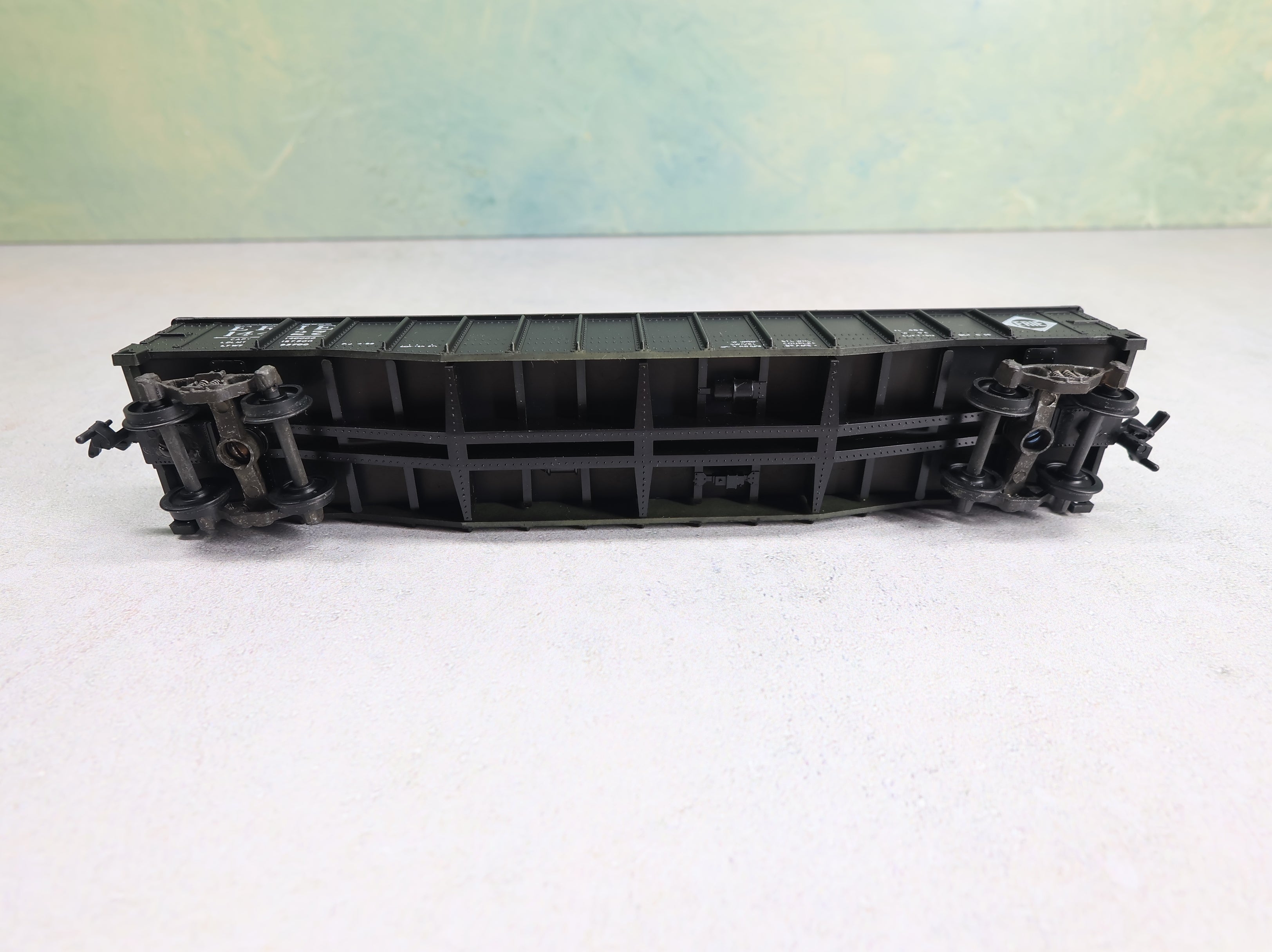 USED Athearn HO Scale 50' Gondola Erie #14427