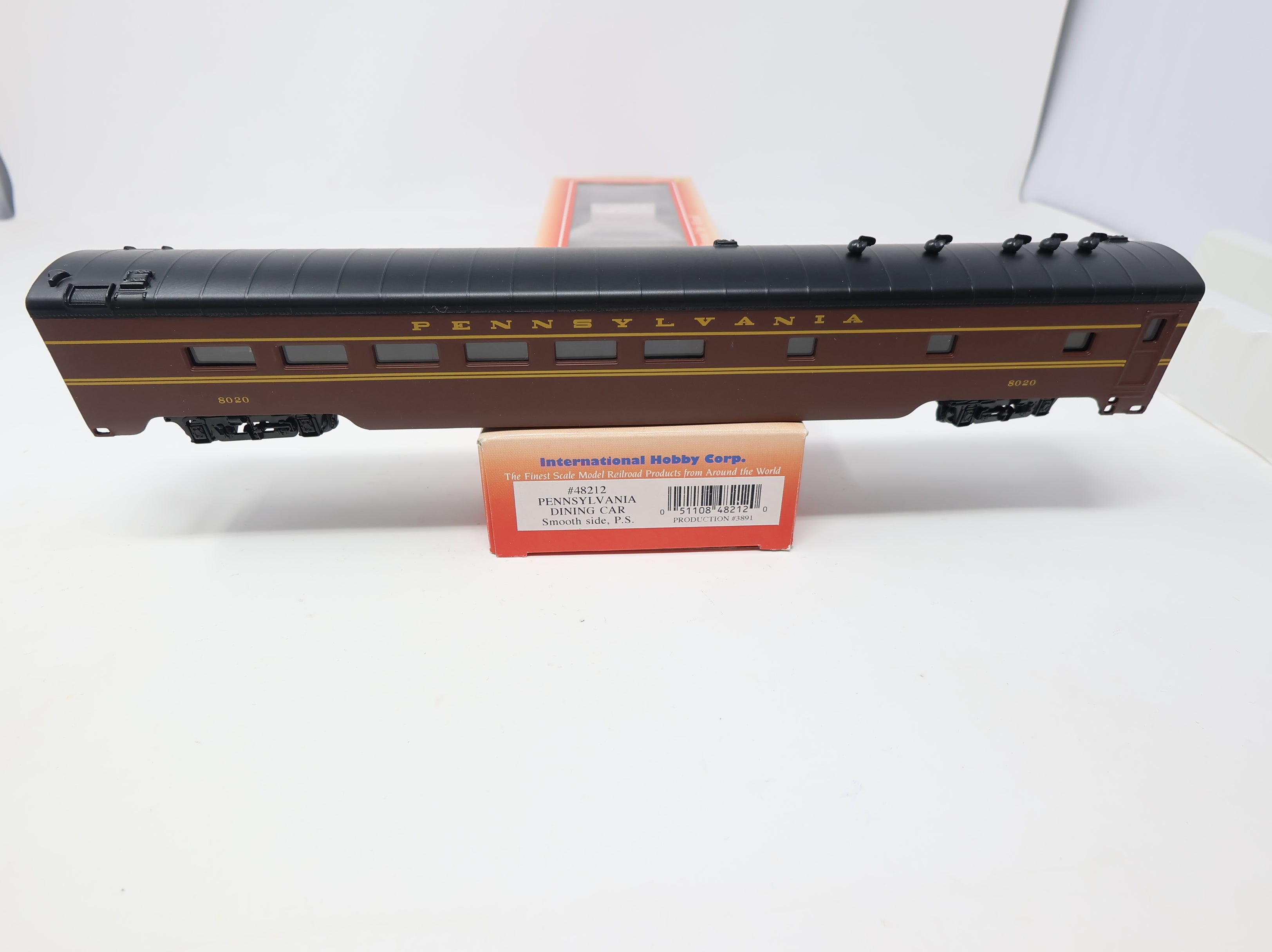 USED IHC 48212 HO Scale Dinning Passenger Car Pennsylvania #8020