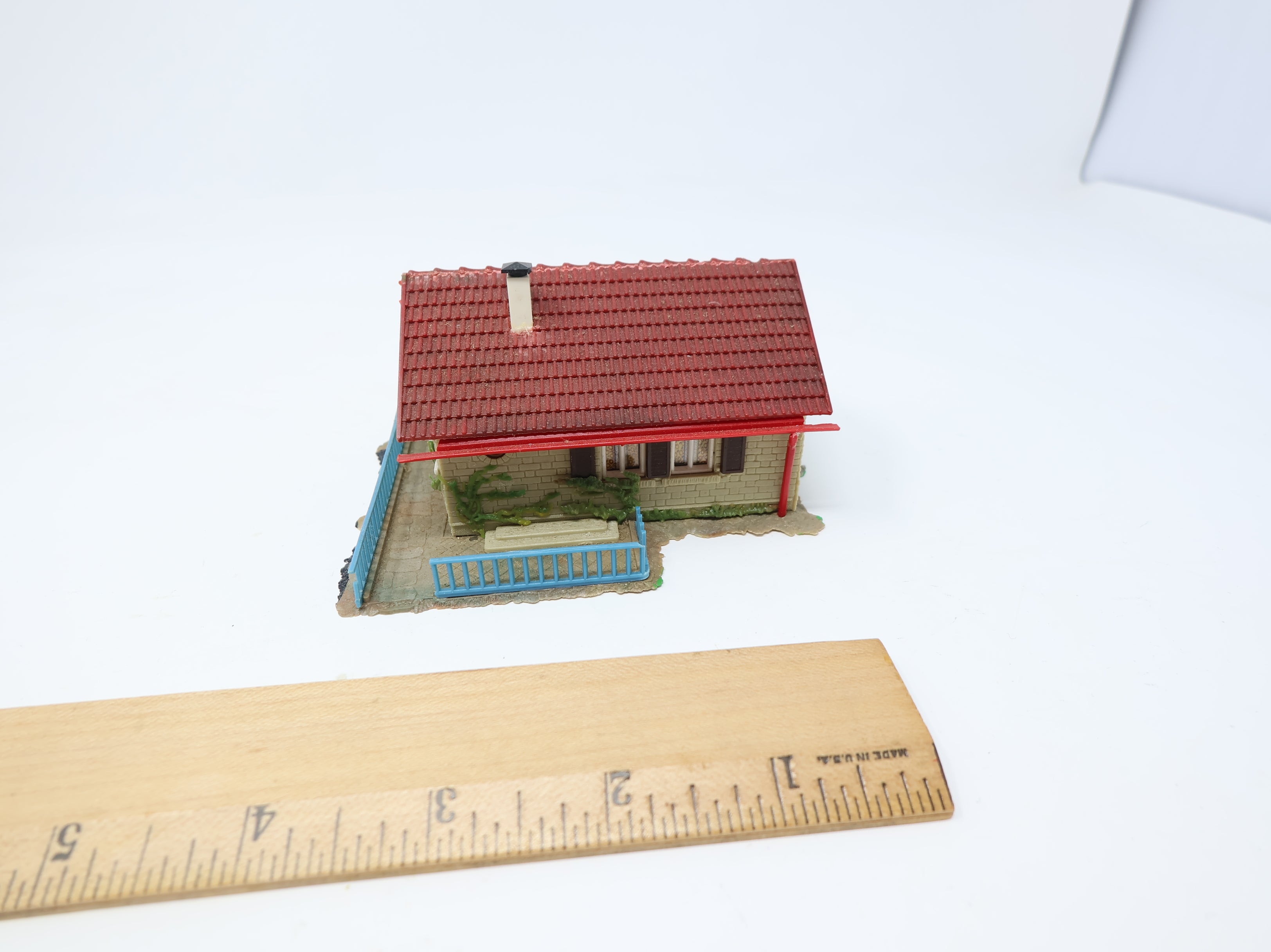 USED Faller HO Scale Small German Home