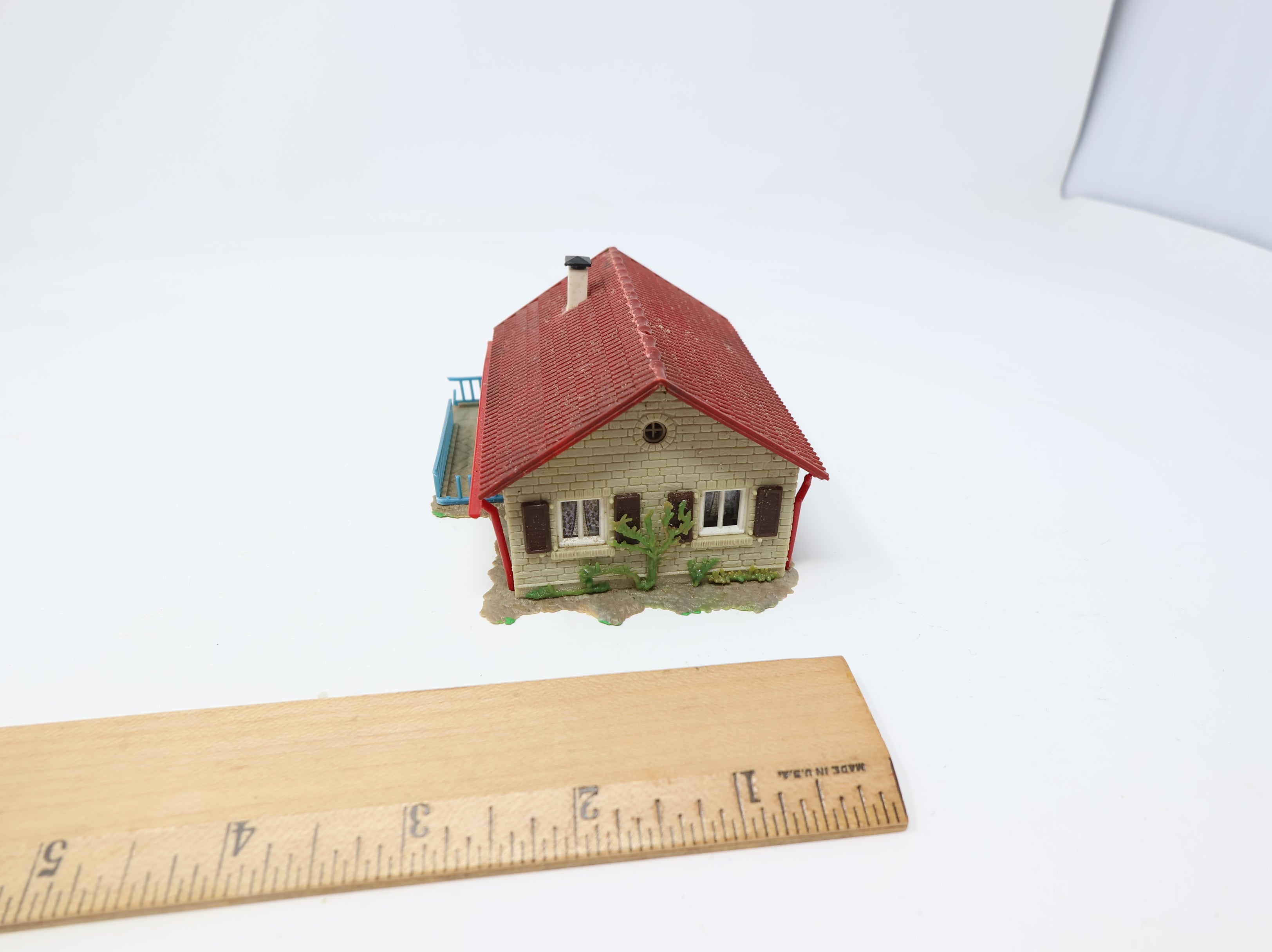 USED Faller HO Scale Small German Home