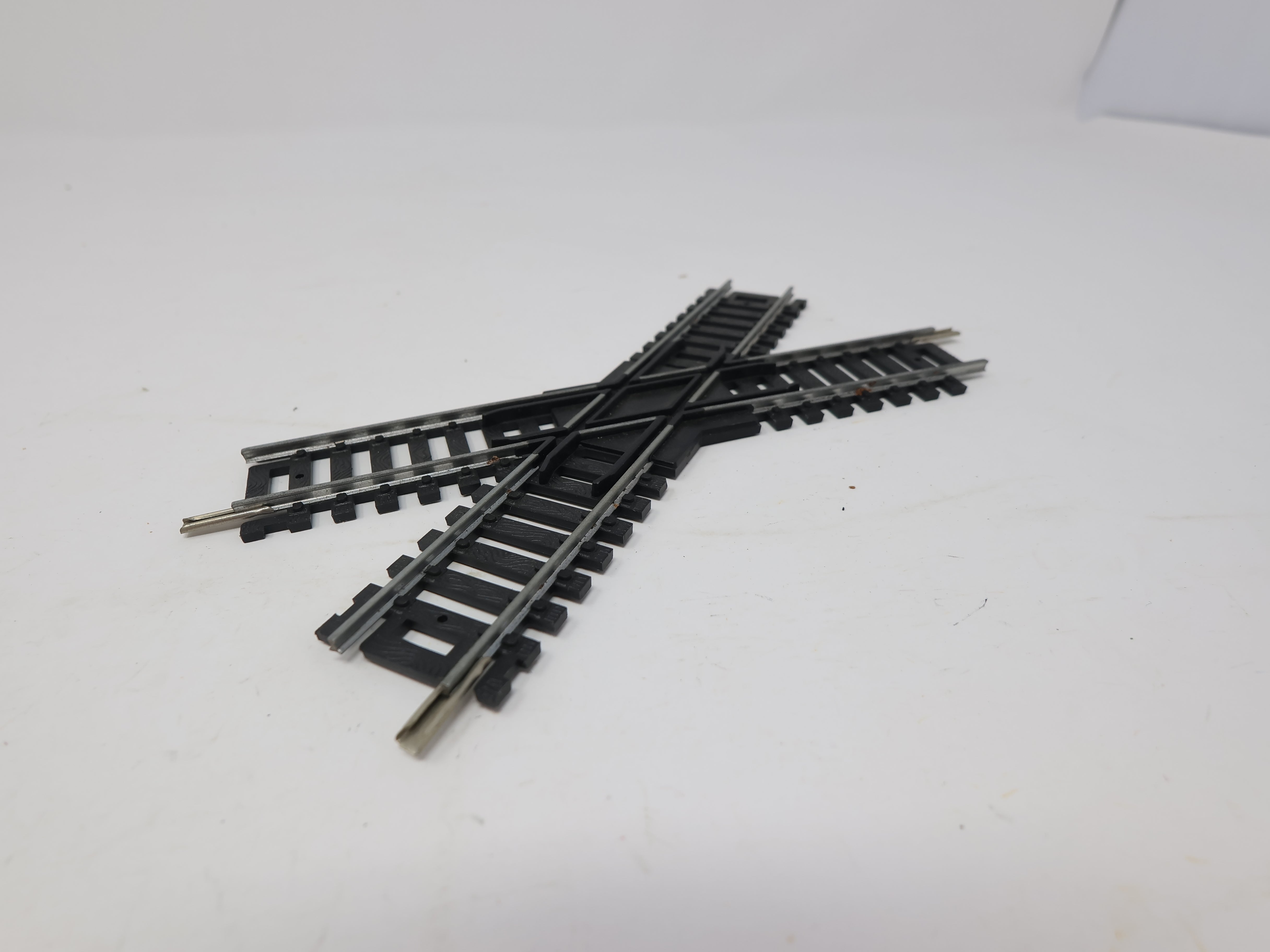 USED HO Scale, 6'' 45 Degree Crossing, Steel Code 100