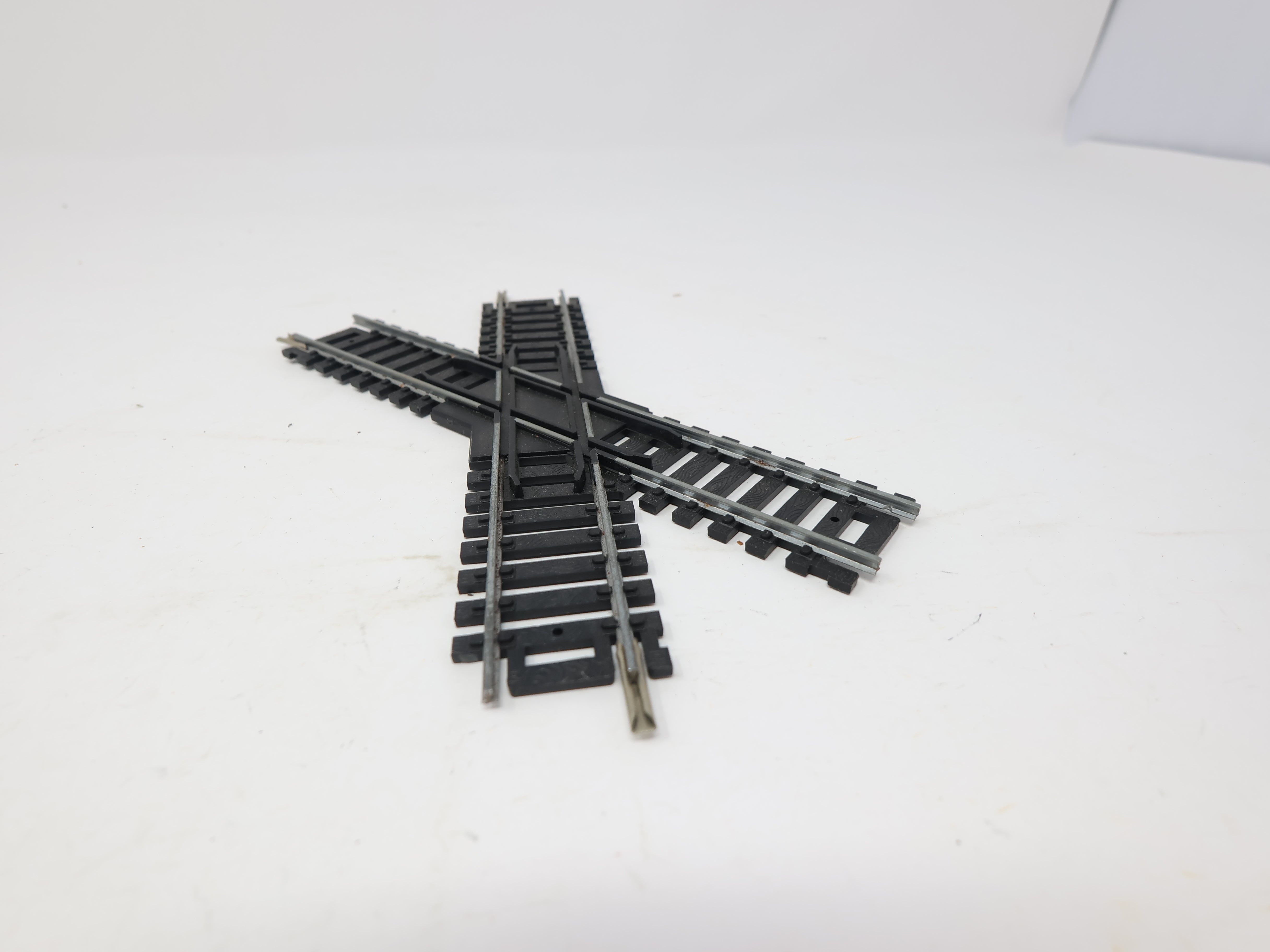 USED HO Scale, 6'' 45 Degree Crossing, Steel Code 100