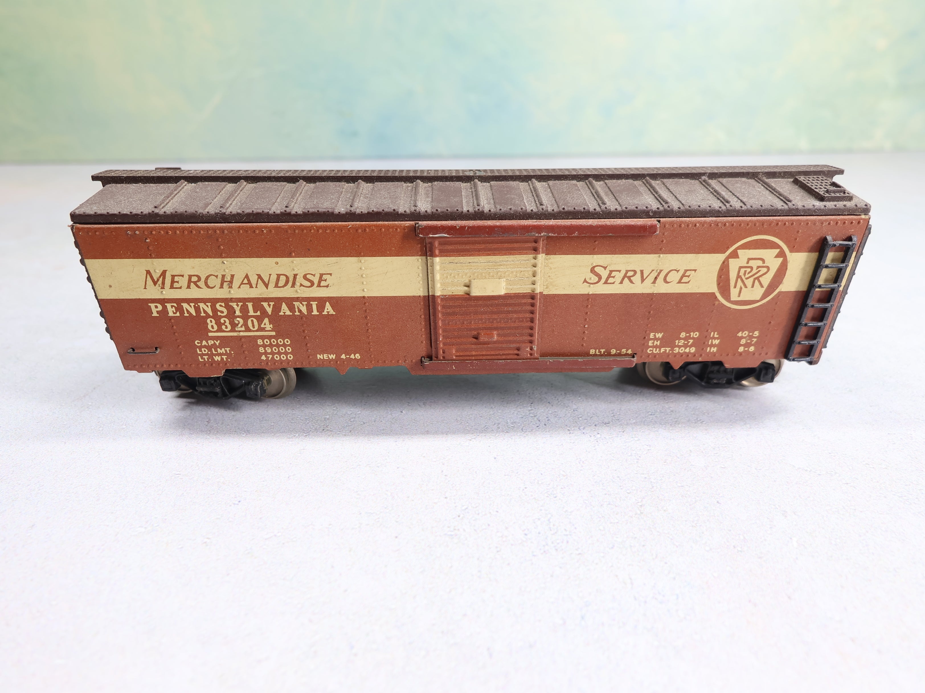 USED Fleischmann HO Scale 42' Steel Reefer Box Car Pennsylvania #83204 Merch Service