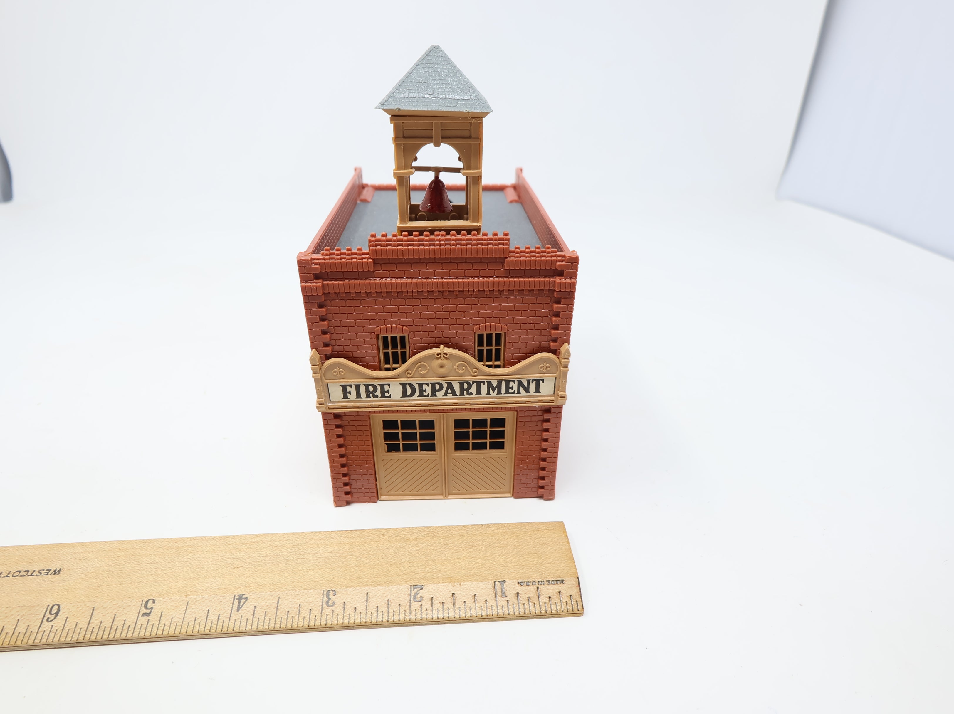 USED Tyco HO Scale Old Time Fire Department Brick Building