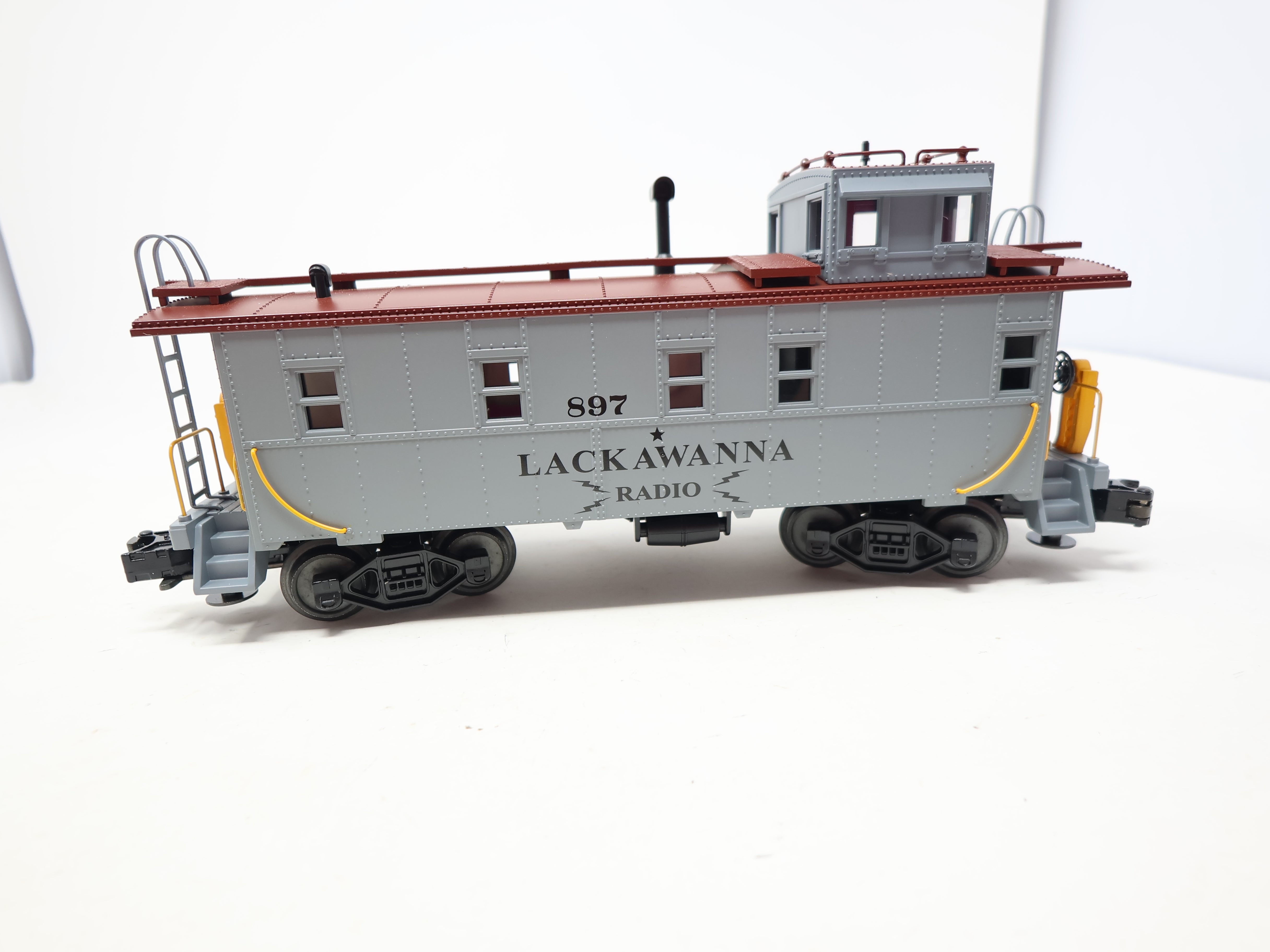 USED MTH Rail King 30-7746 O, Offset Steel Caboose, Lackawanna #897