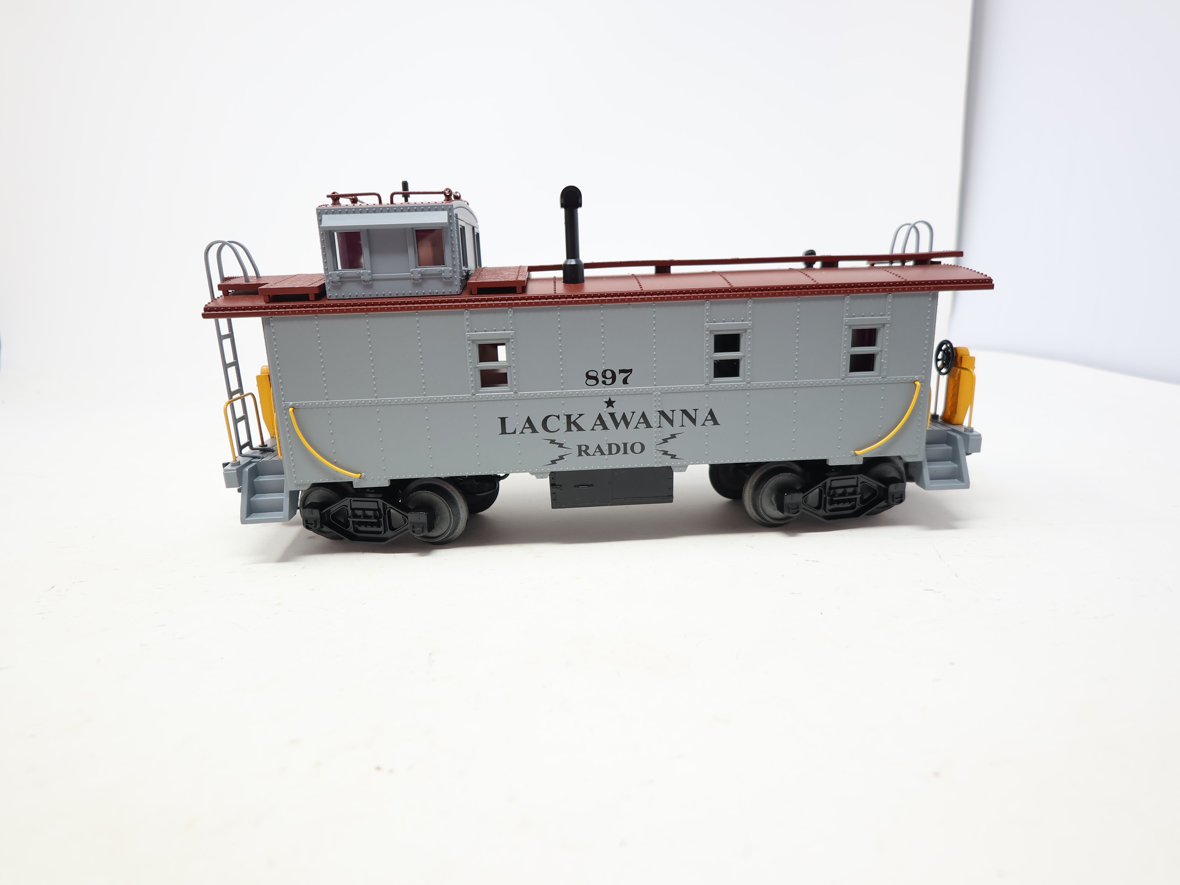 USED MTH Rail King 30-7746 O, Offset Steel Caboose, Lackawanna #897