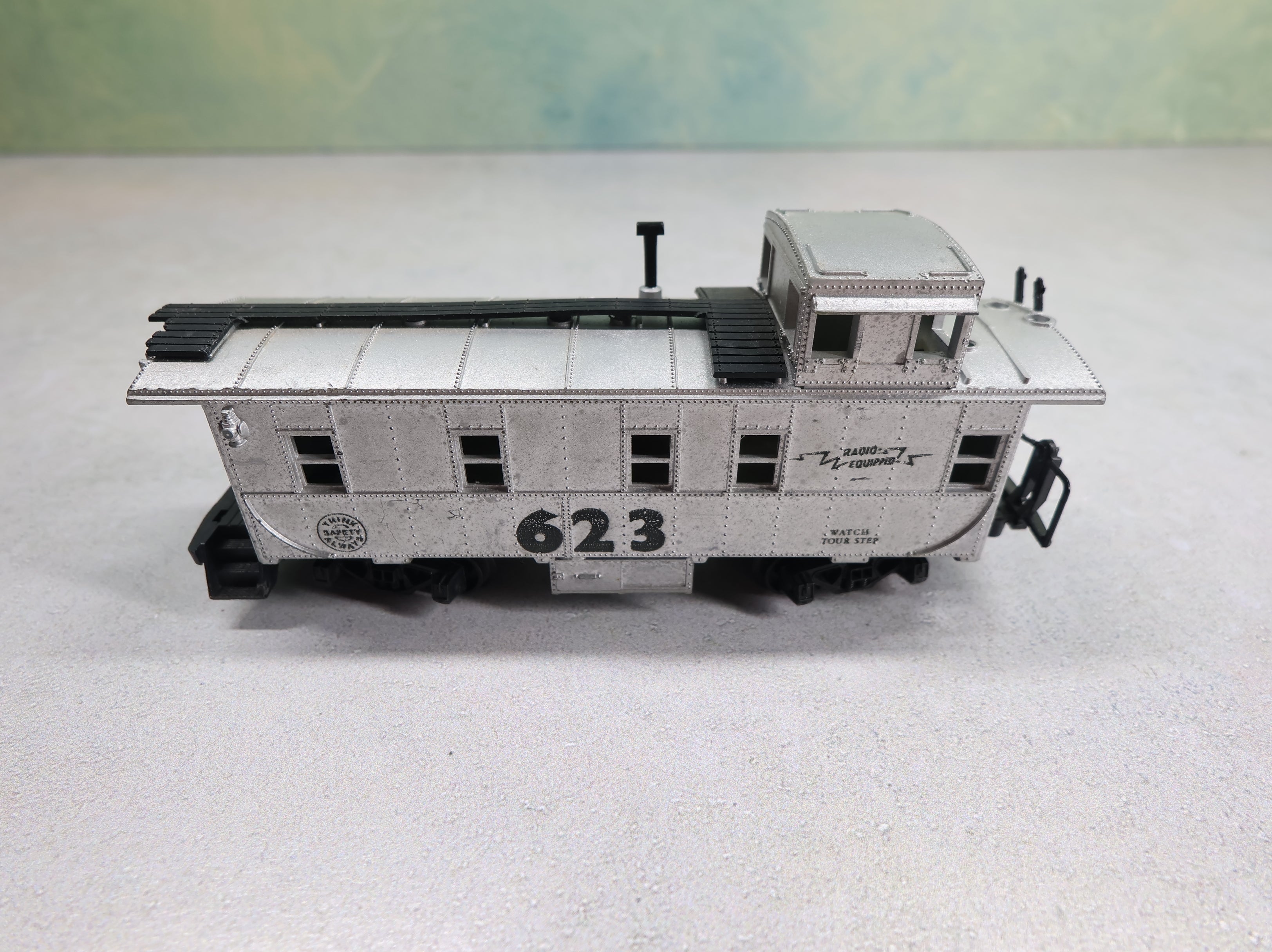 USED AHM HO Scale Safety Caboose #623