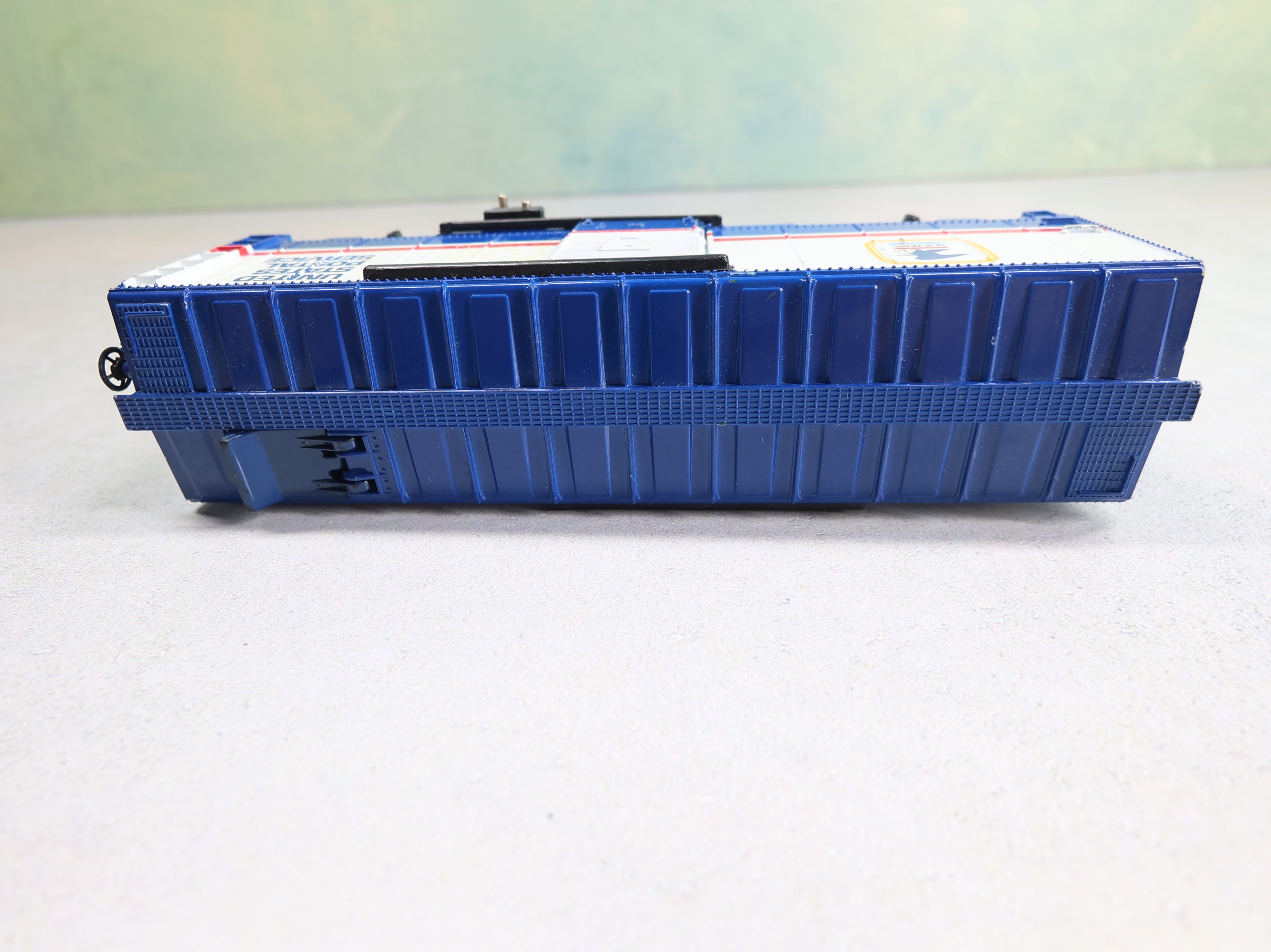 USED Tyco HO Scale Operating 40' Box Car w/ Figures United States Postal Service USPS Untested