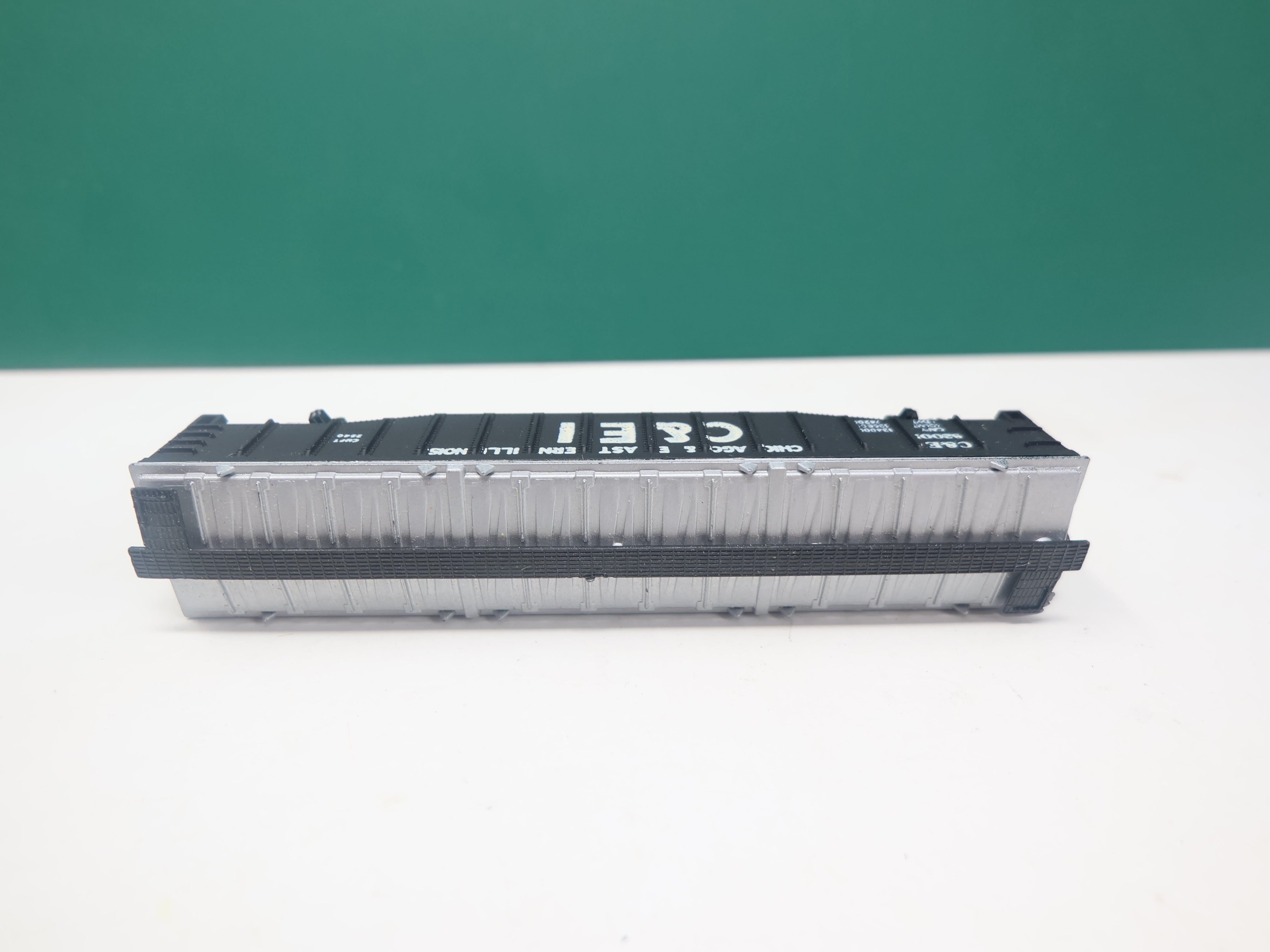 USED AHM 4453 N Scale, Covered Gondola, Chicago and Eastern Illinois Railroad C&EI #82005