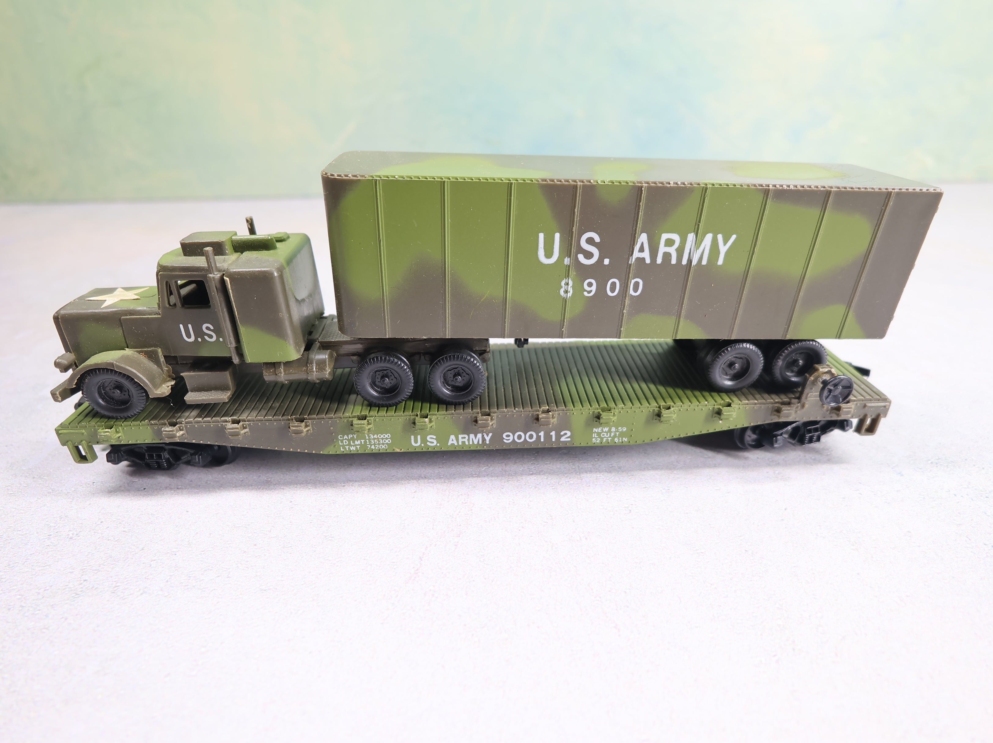 USED AHM HO Scale 50' Flat Car w/ Truck United States Army #900112