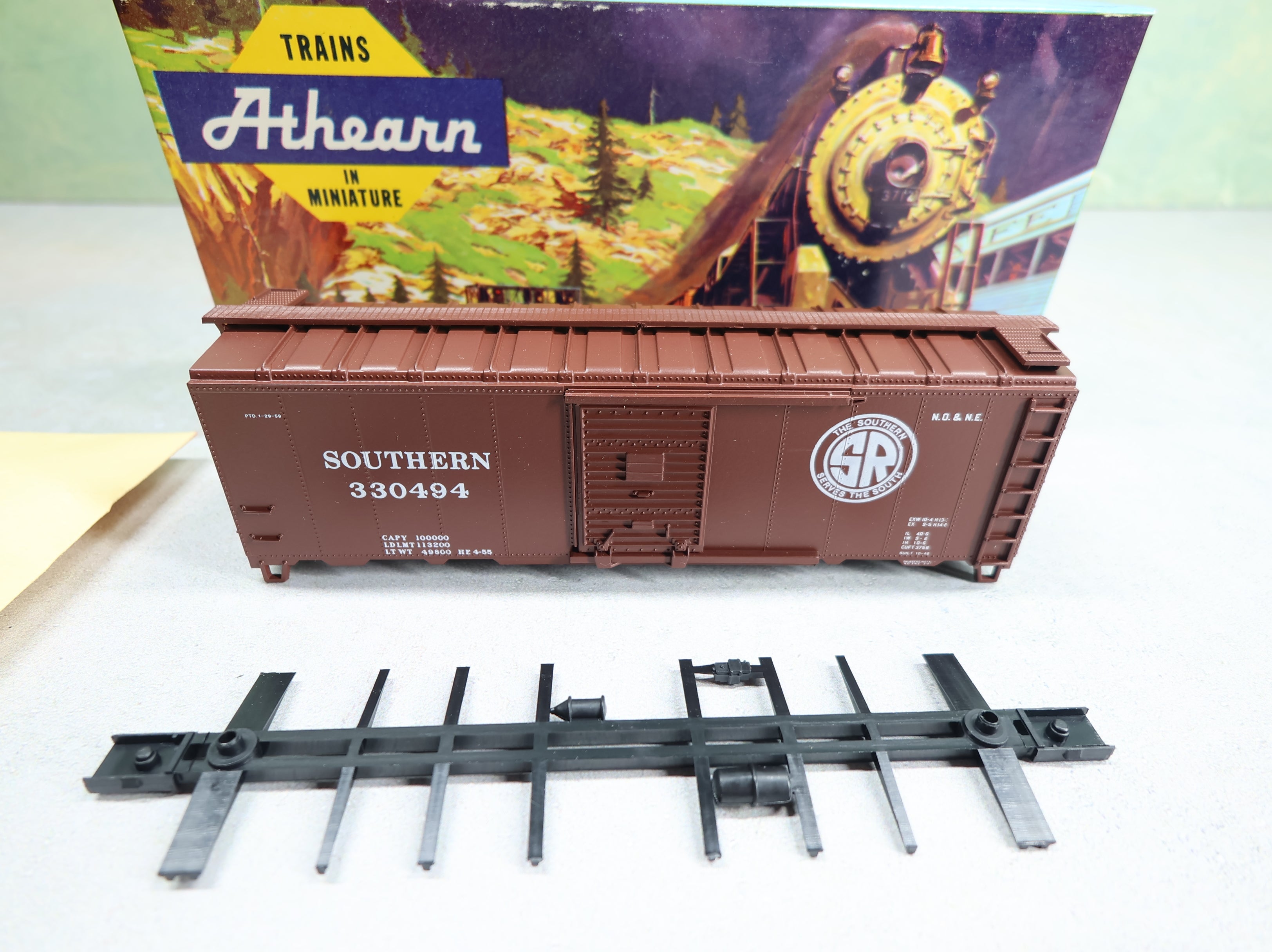 USED Athearn 1169 HO Scale 40' Steel Box Car Southern #330494 Bev-Bel KIT