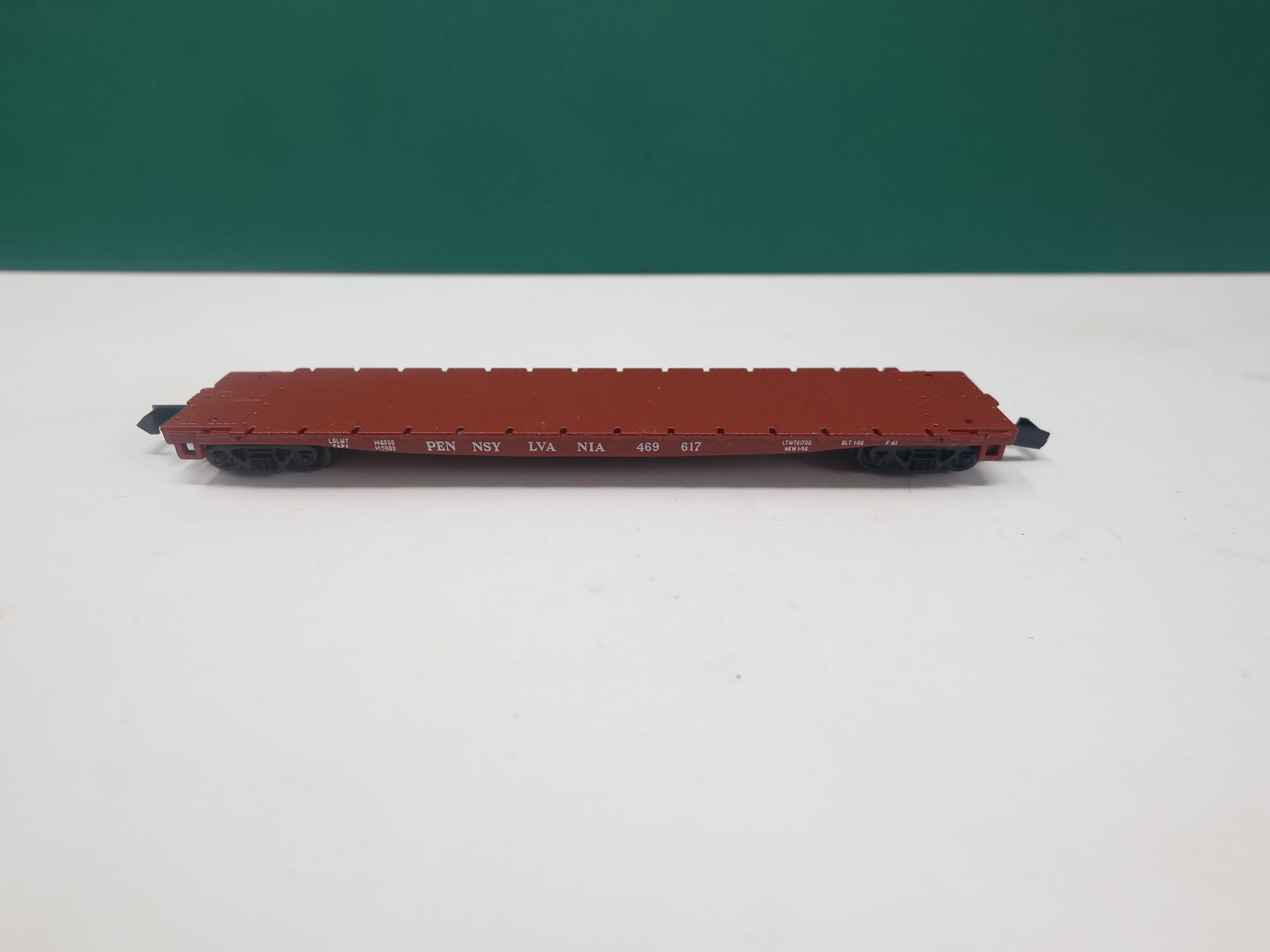 USED Walthers 932-8204 N Scale, 54' Flat Car, Pennsylvania #469617