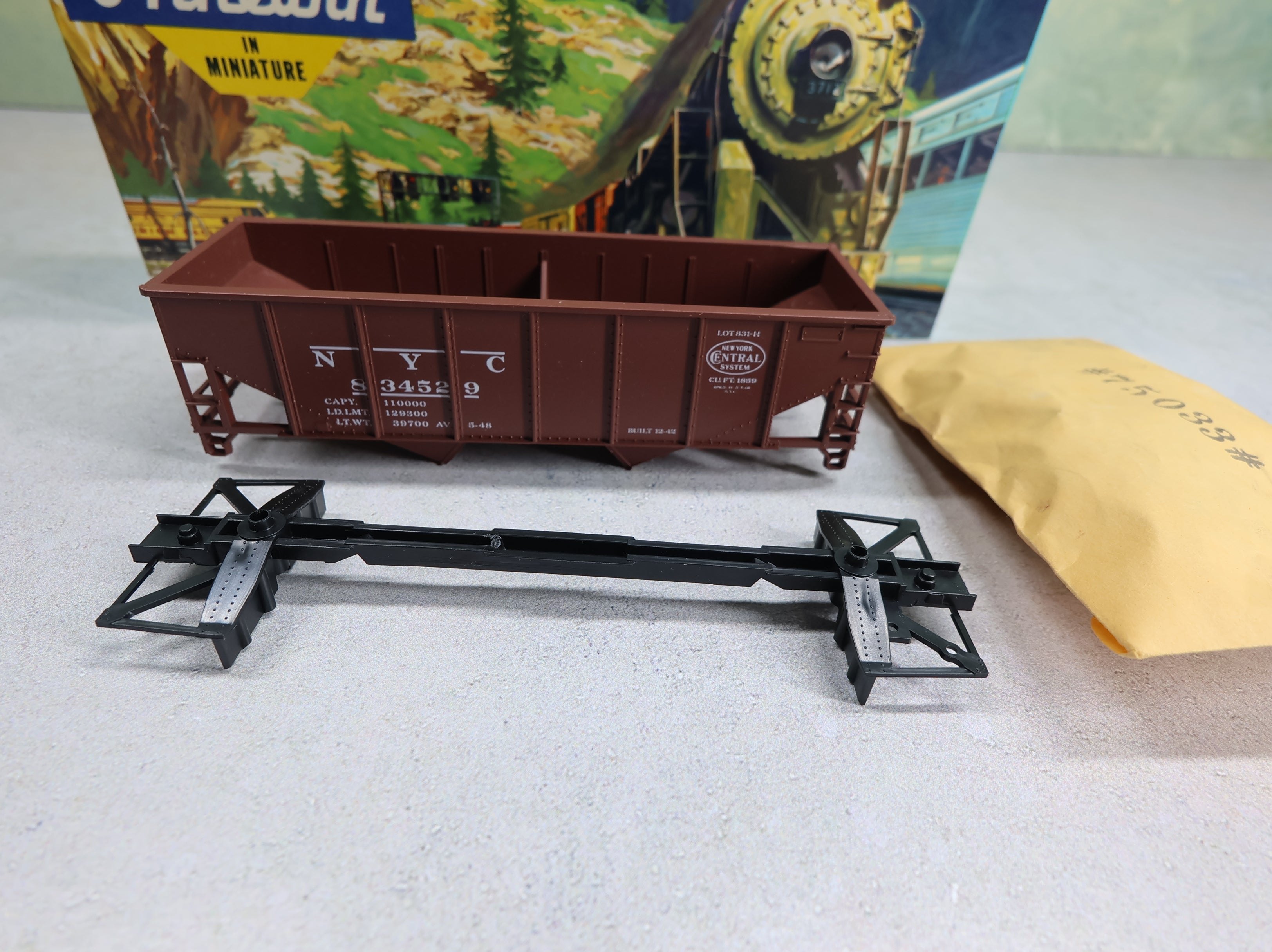 USED Athearn 5443 HO Scale 34' Ribside Hopper New York Central NYC #834529 KIT