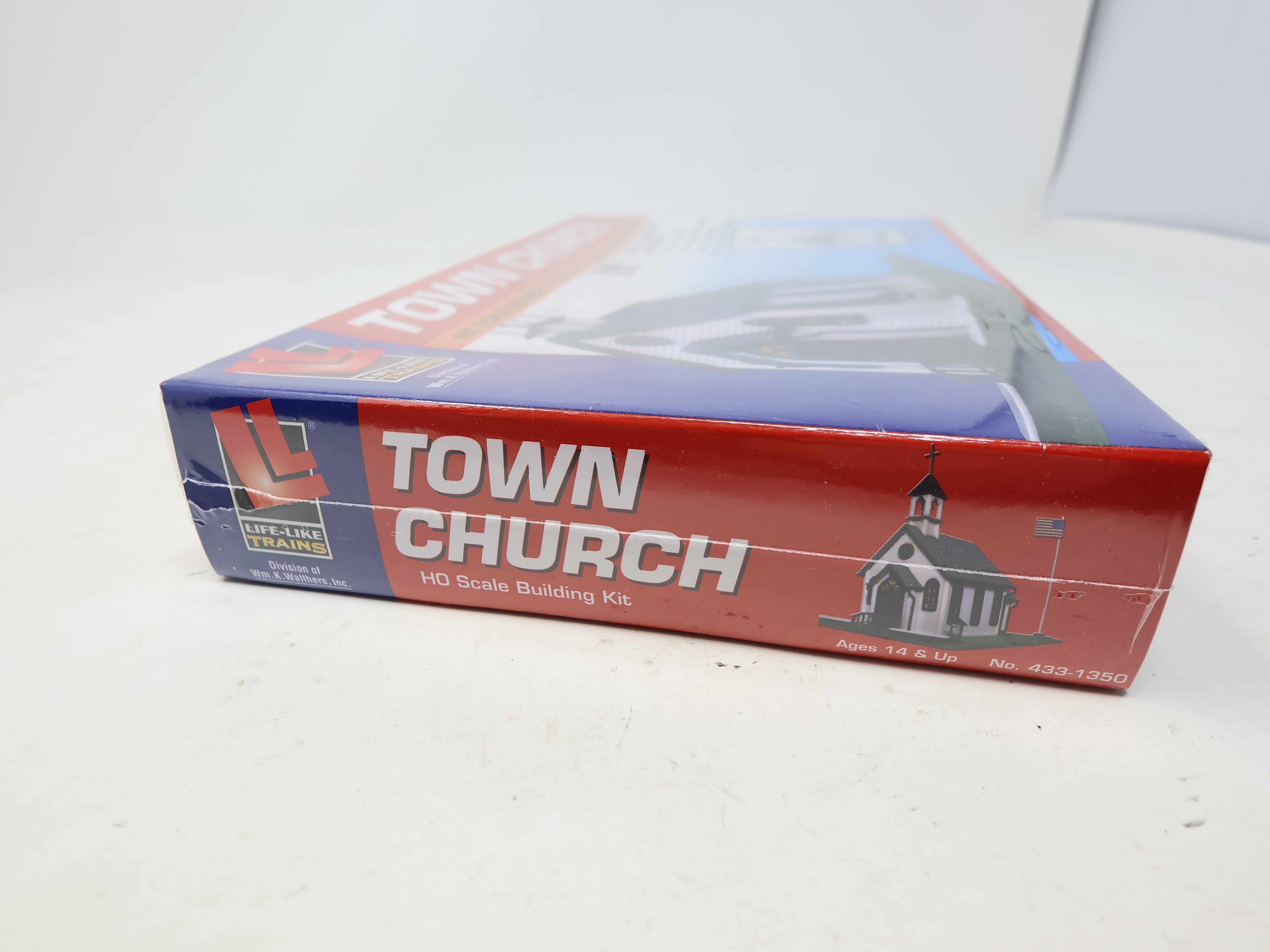 Life-Like 433-1350 HO Scale, Town Church (KIT)