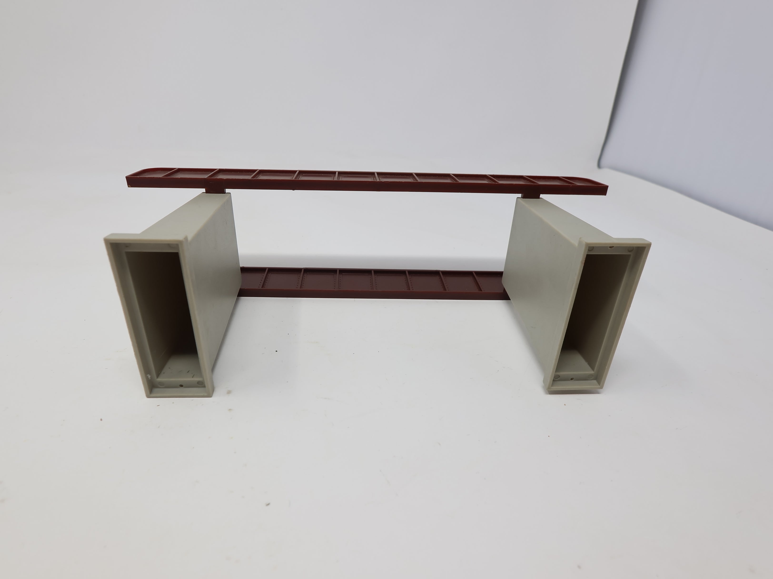 USED HO Scale Girder w/ 2 Piers