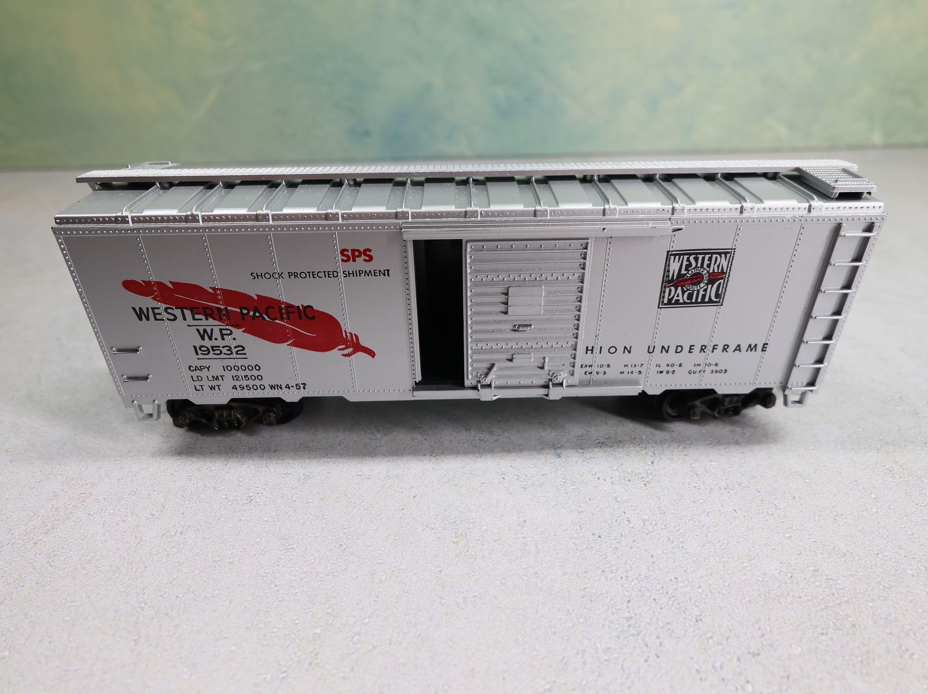 USED Athearn HO Scale 40' Steel Box Car Western Pacific WP #19532