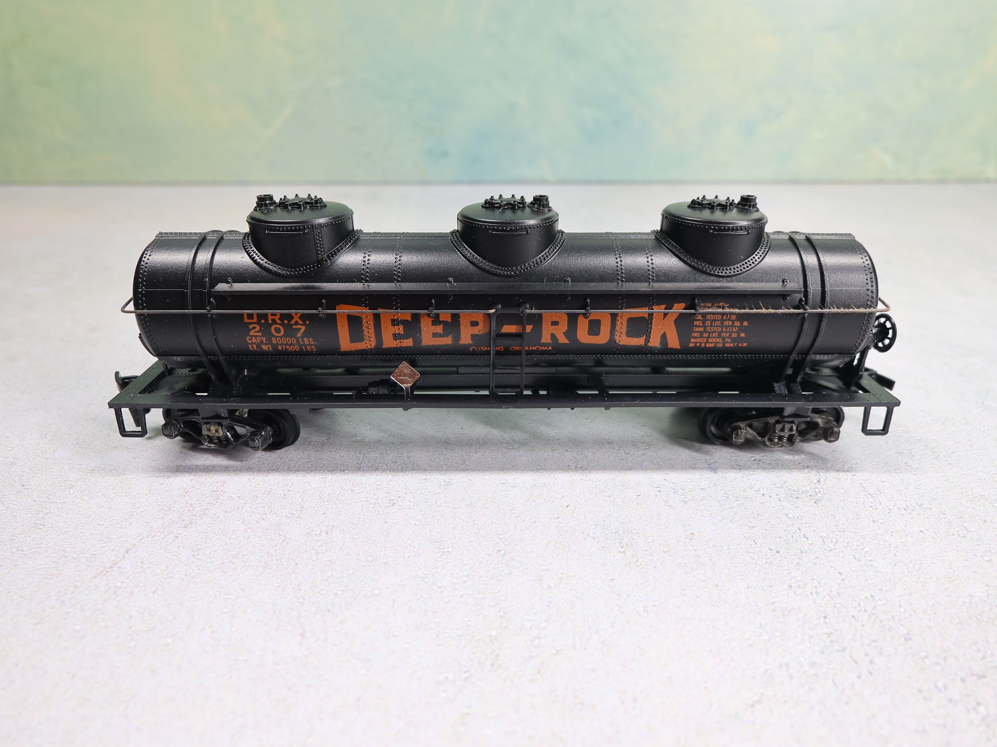 USED Athearn HO Scale Triple Dome Tank Car Deep Rock DRX #207