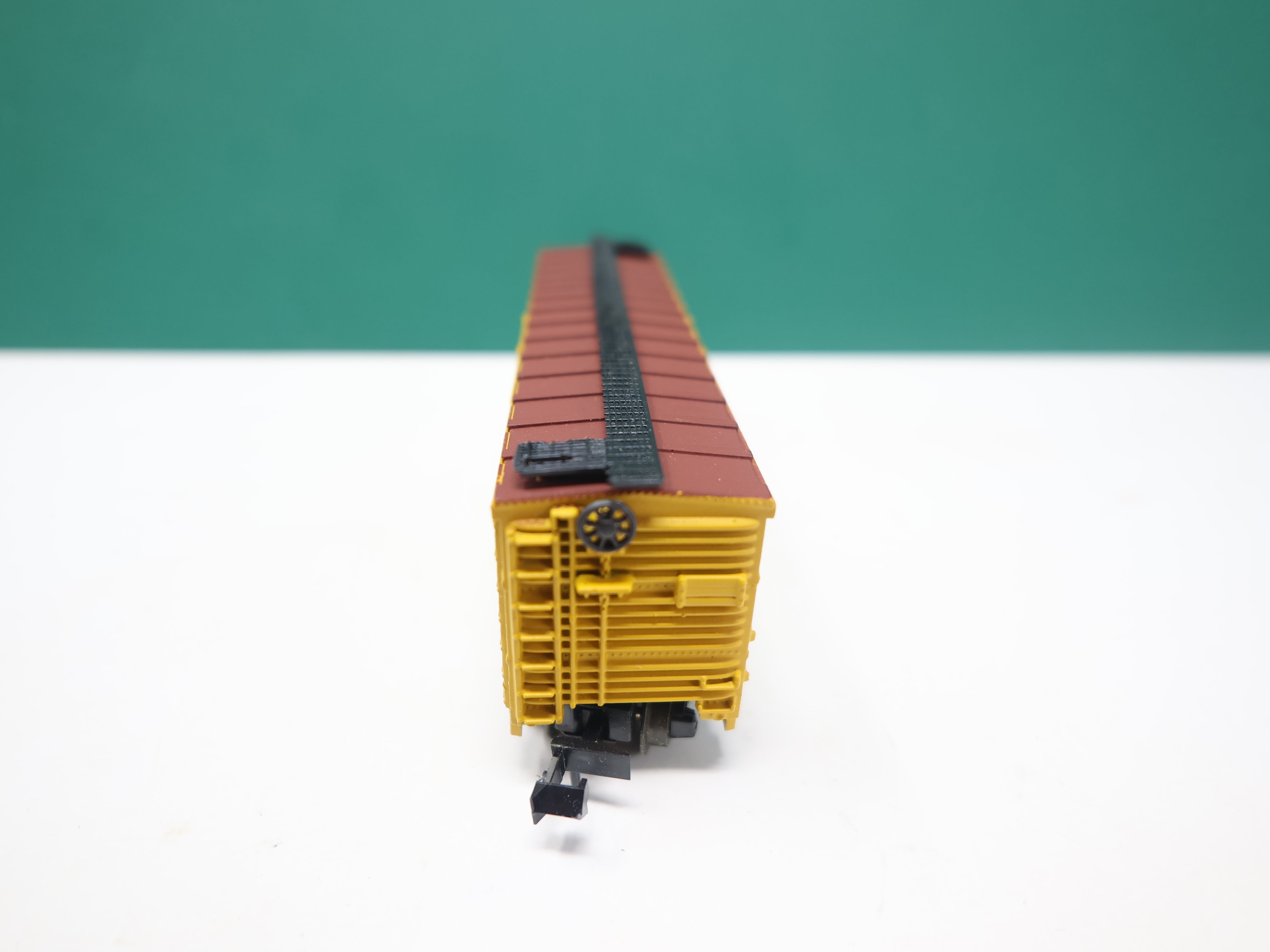 USED Atlas N Scale, 40' Stock Car, MKT #502