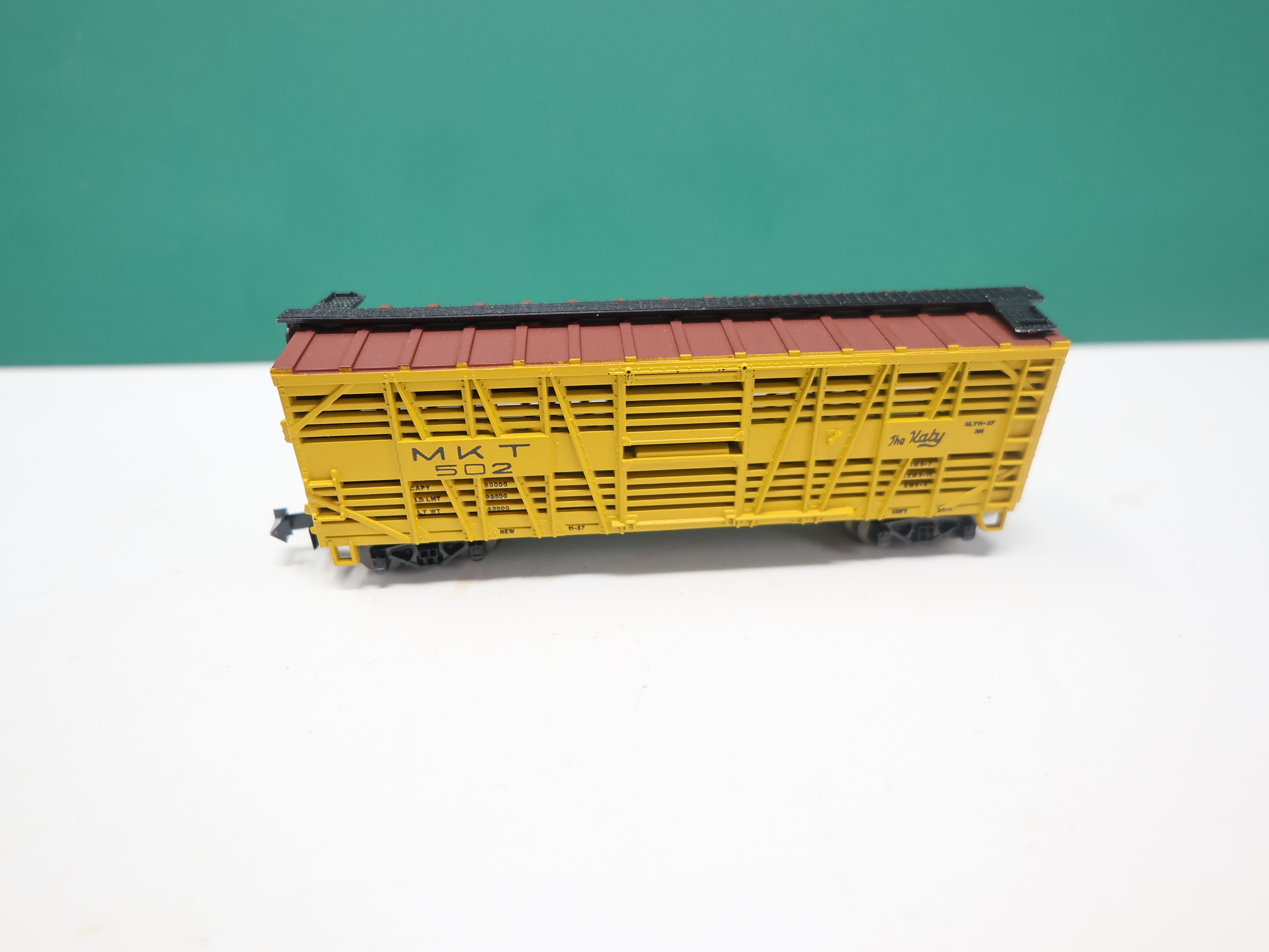 USED Atlas N Scale, 40' Stock Car, MKT #502