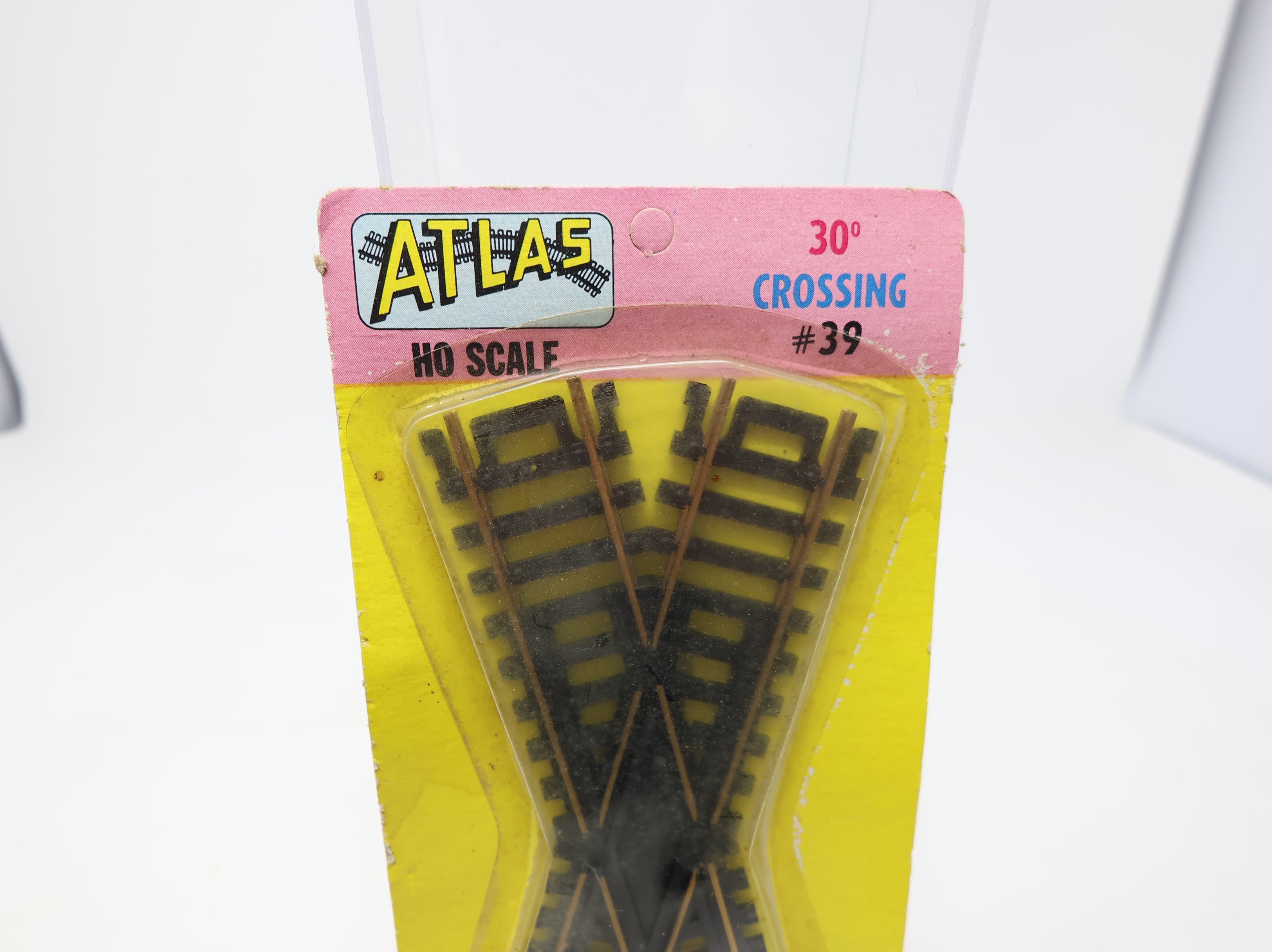 USED Atlas 39 HO Scale 30 Degree Crossing (sealed)