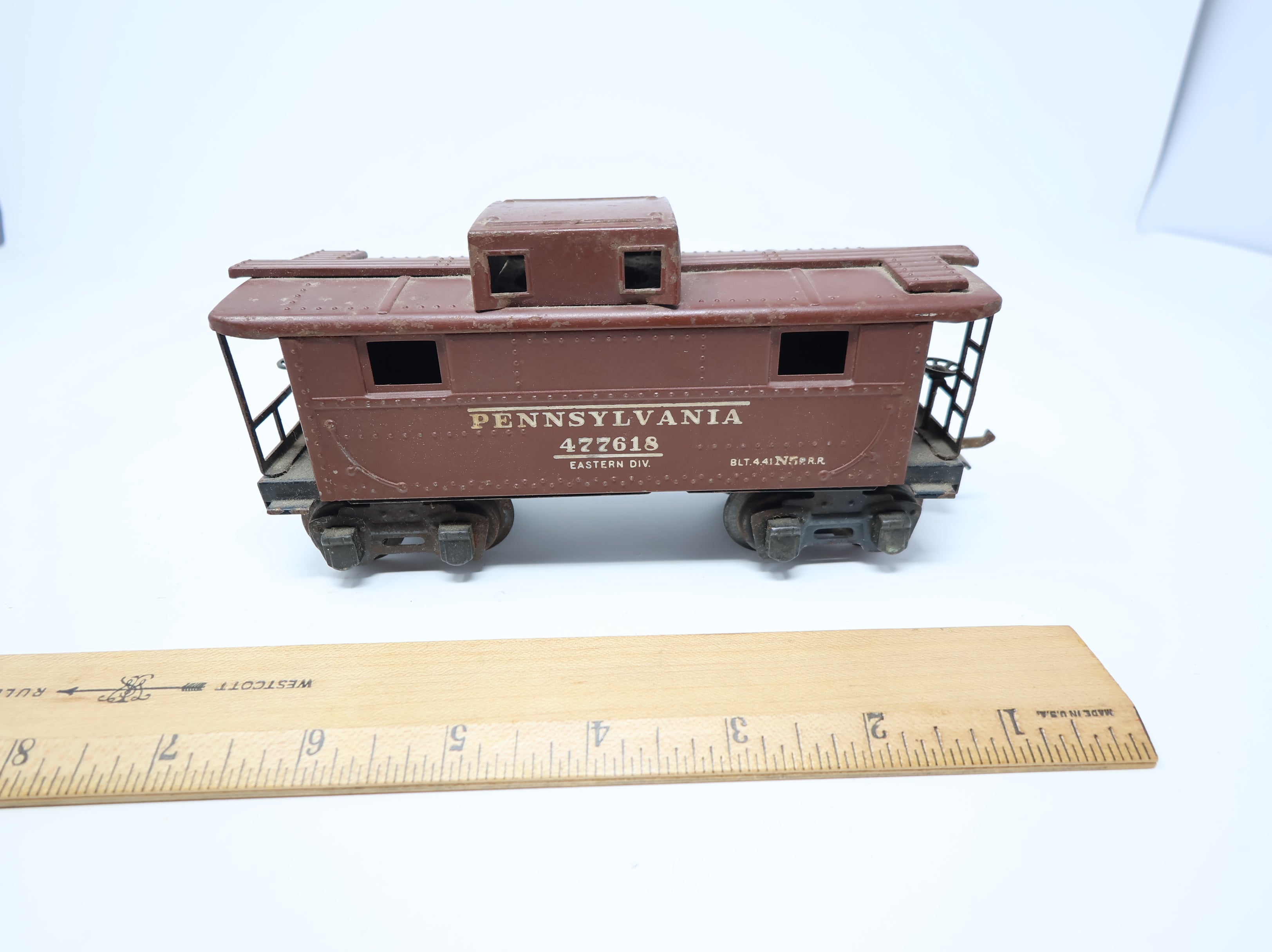 USED Lionel O Caboose Pennsylvania PRR #477618 Eastern Division