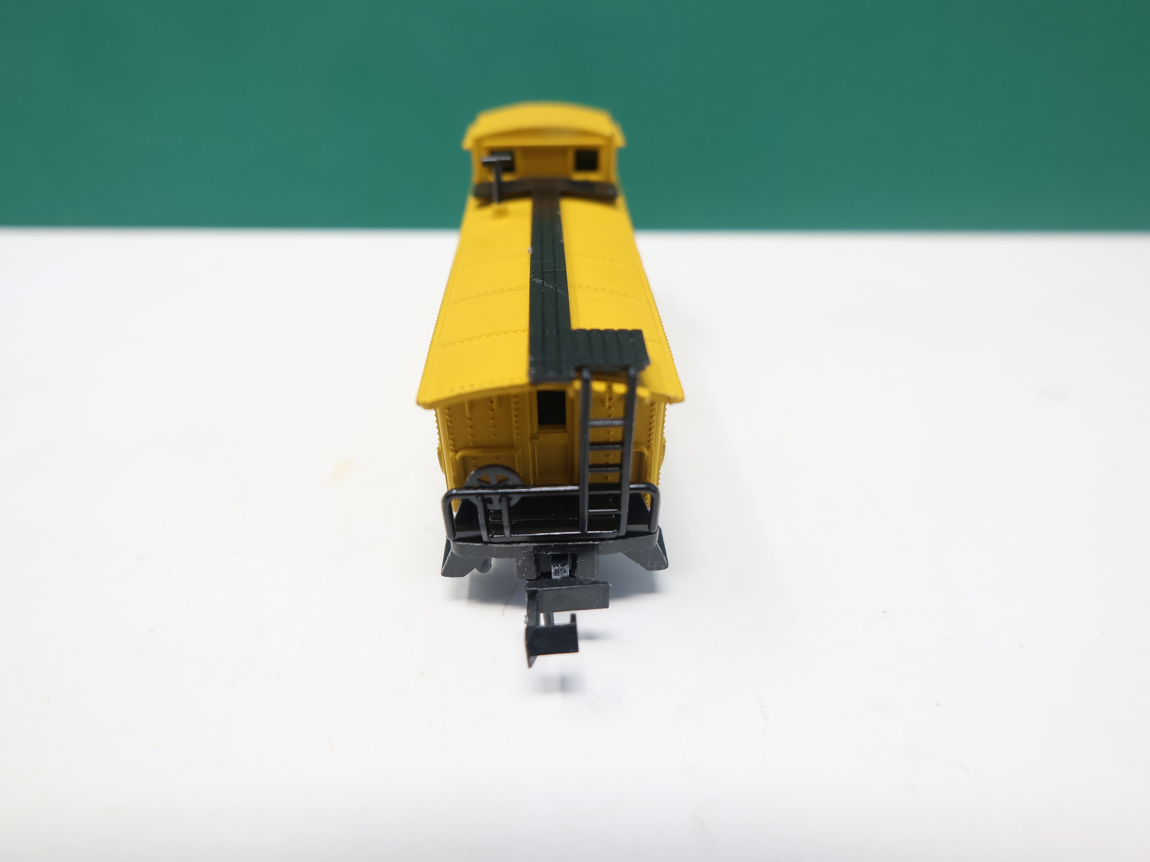 USED TRIX N Scale, Caboose, Union Pacific #510