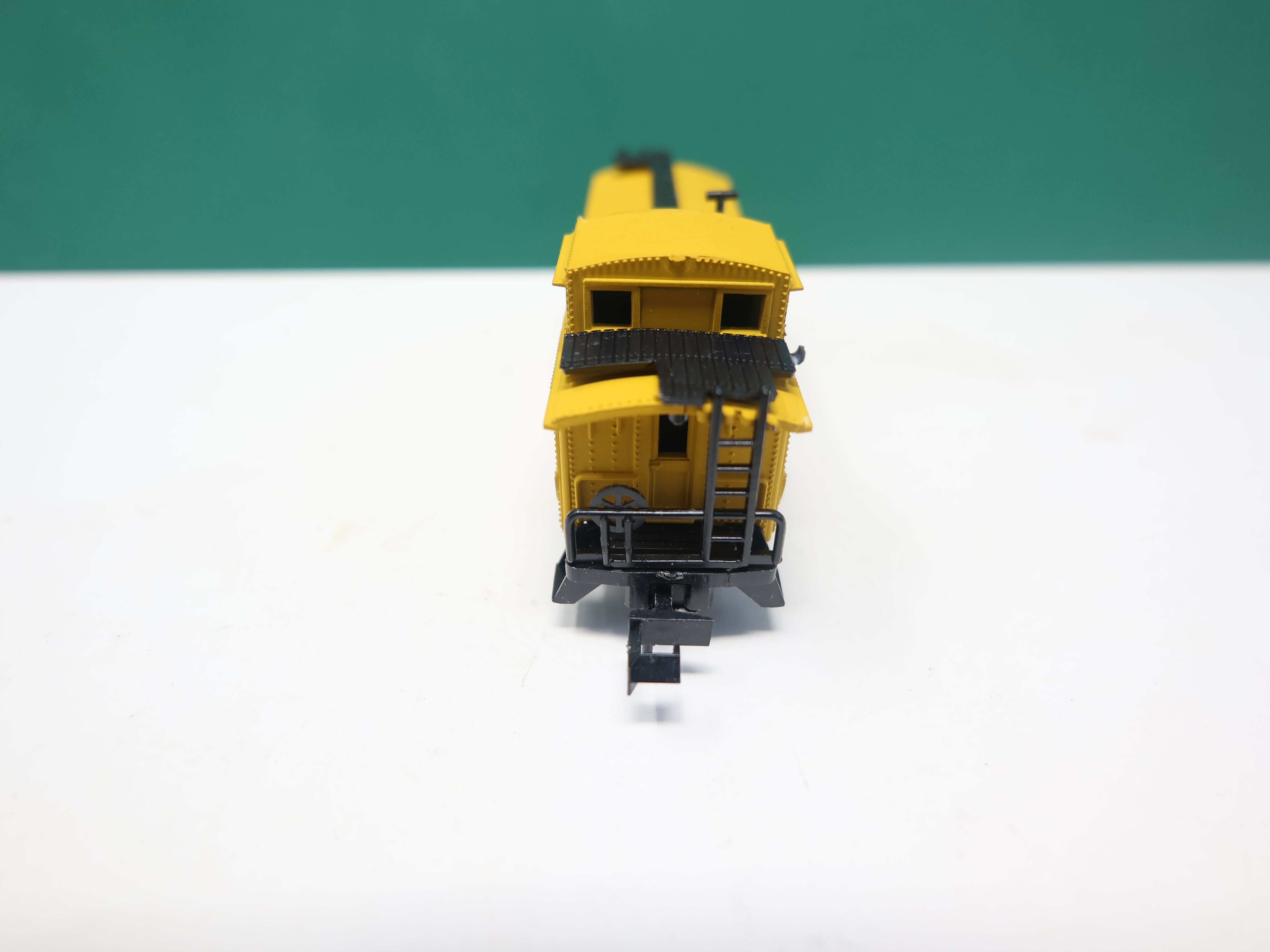 USED TRIX N Scale, Caboose, Union Pacific #510