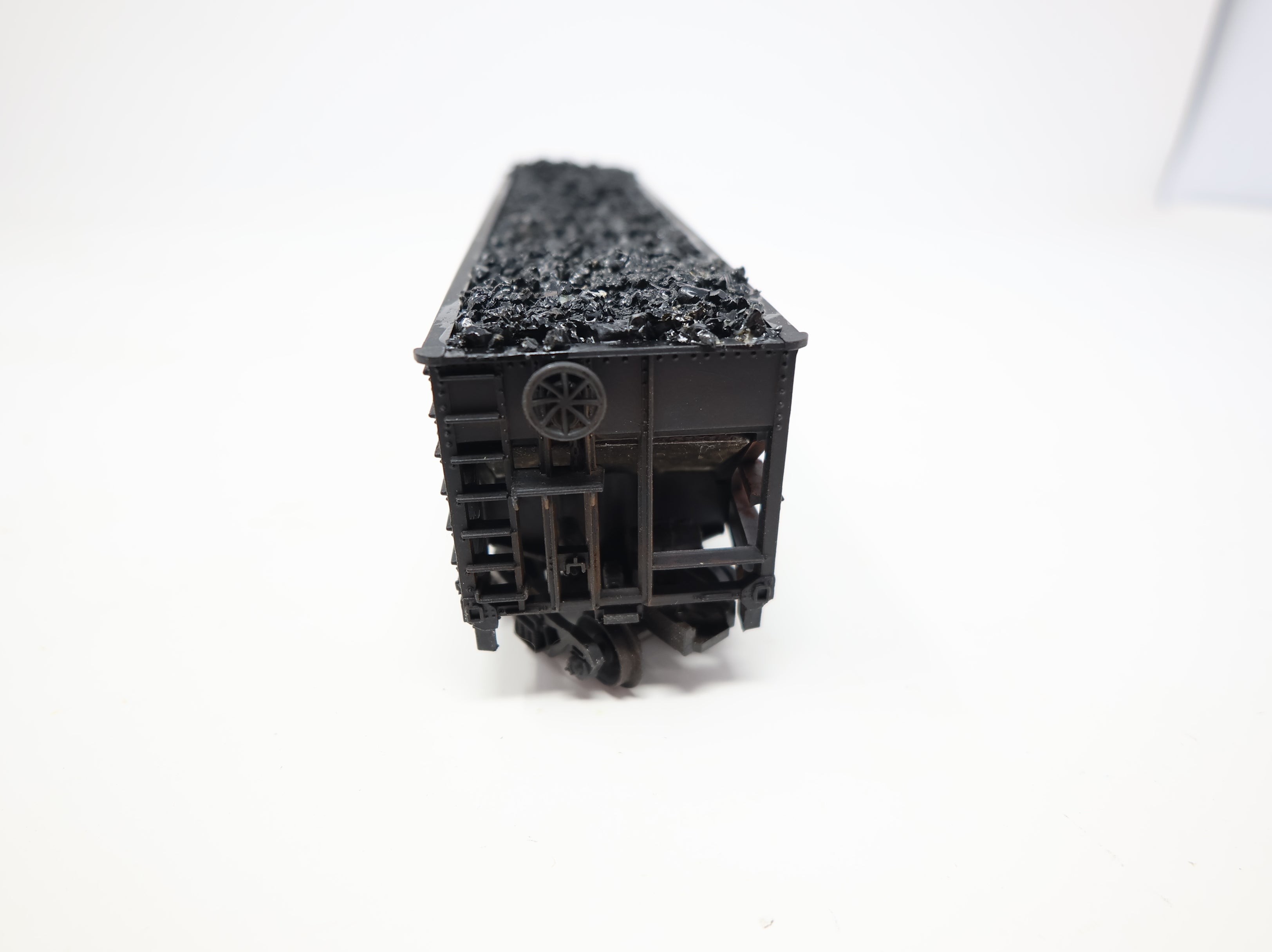 USED HO Scale 3 Bay Open Hopper w/ Coal Load Reading RDG #41442 Weathered