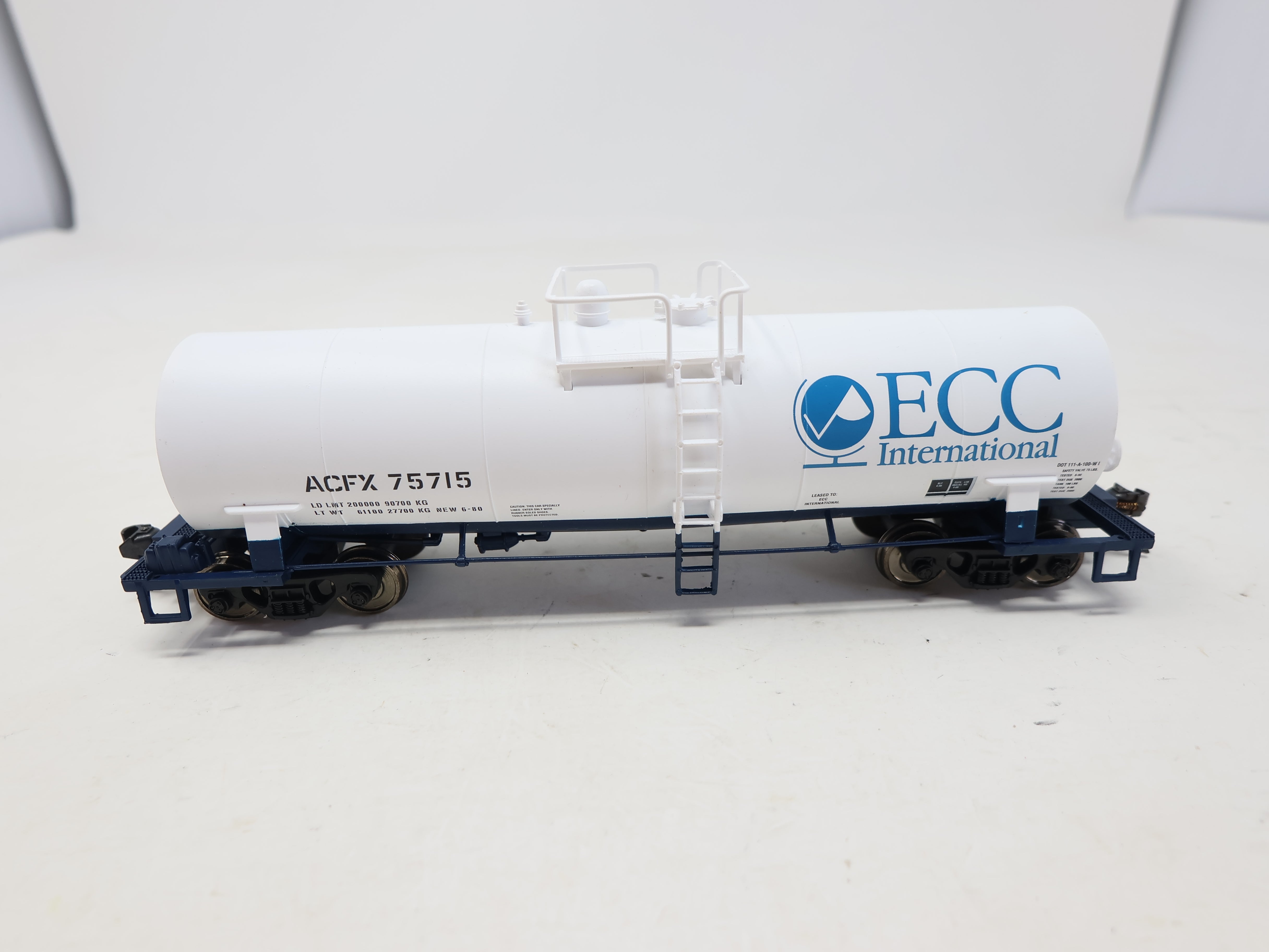 USED Atlas #1705-4 HO Scale, ACF Kaolin Tank Car, ECC International ACFX #75715