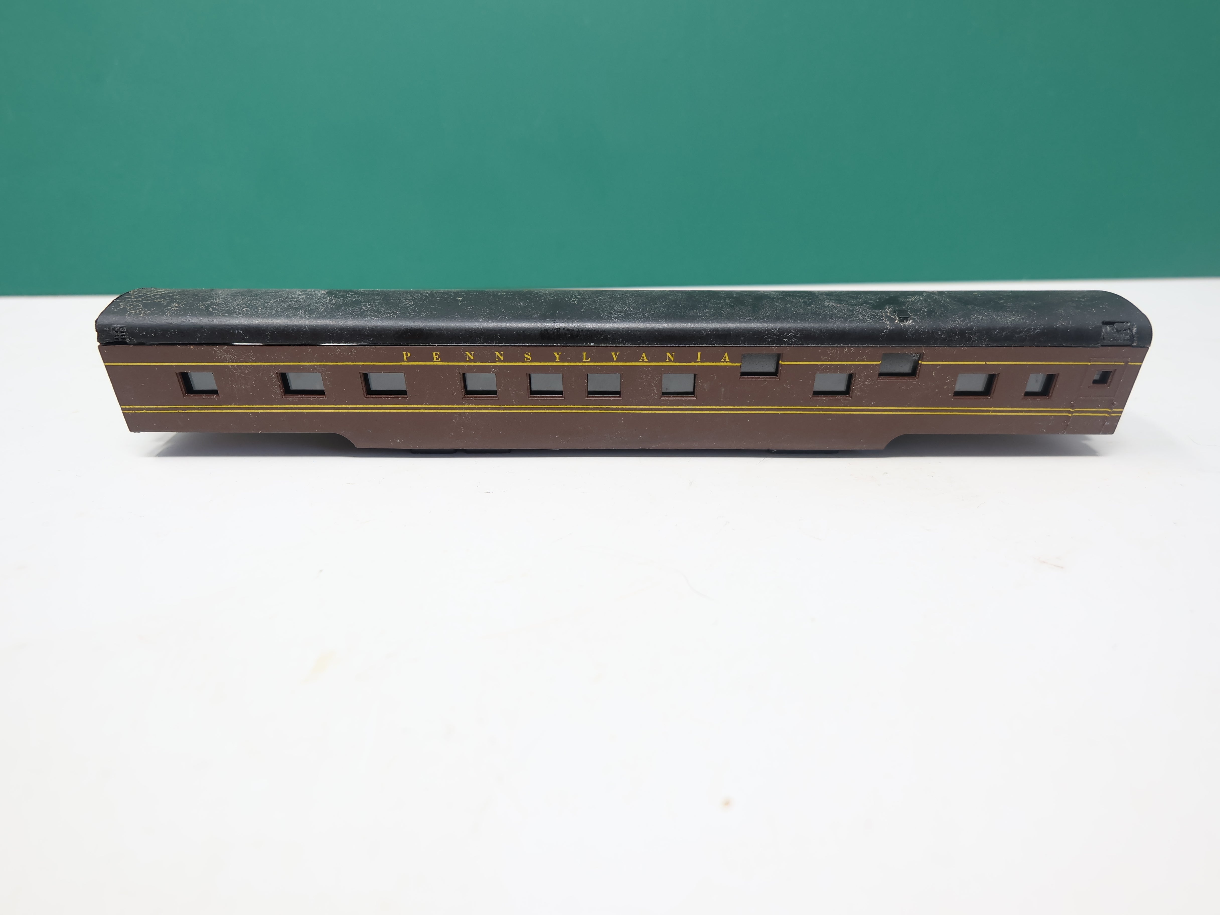 USED Con-Cor N Scale, Passenger Car, Pennsylvania , No Trucks