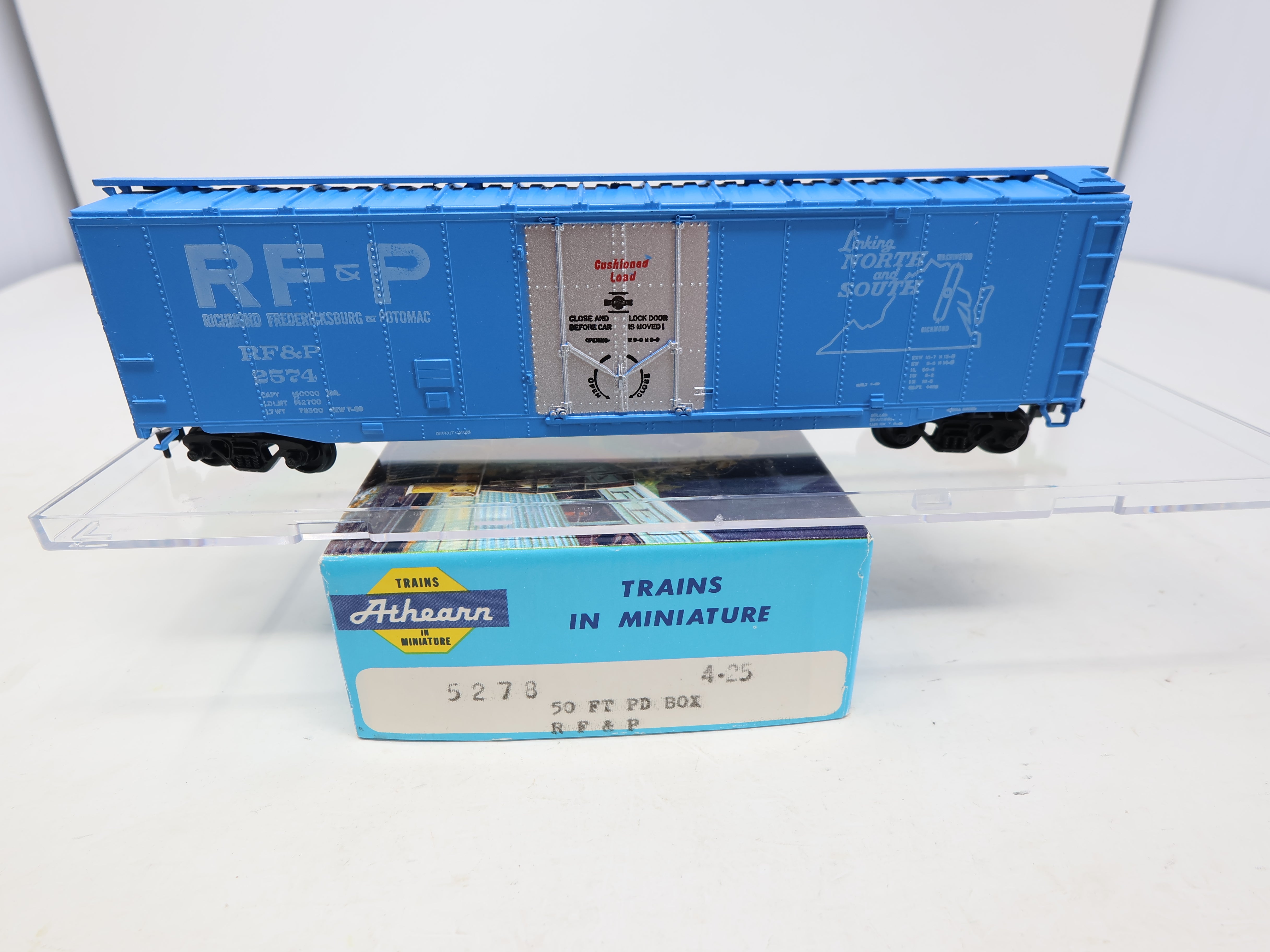 USED Athearn 5278 HO Scale, 50' PD Box Car, Richmond, Fredericksburg & Potomac RF&P #2574