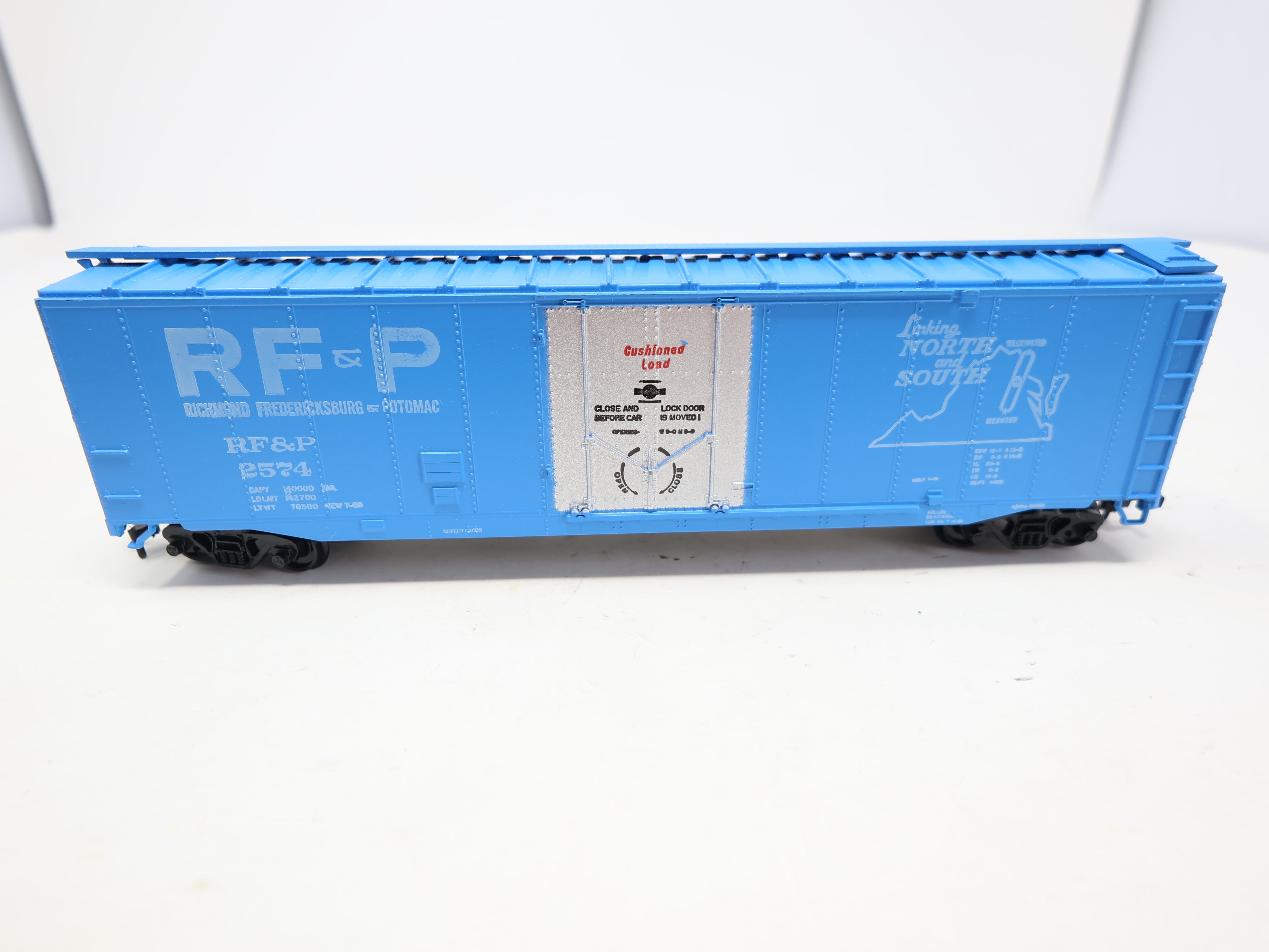 USED Athearn 5278 HO Scale, 50' PD Box Car, Richmond, Fredericksburg & Potomac RF&P #2574