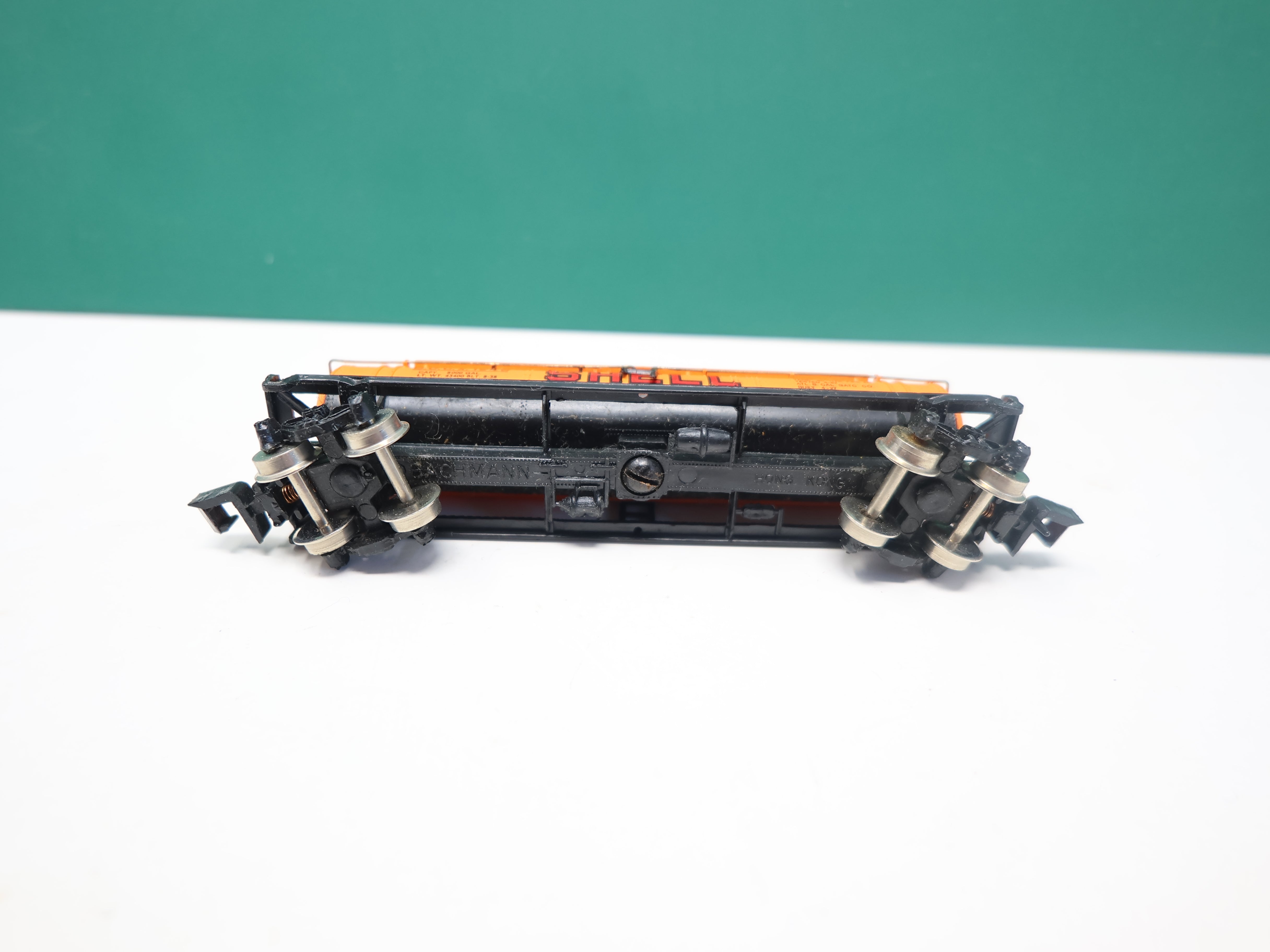 USED Bachmann N Scale, Triple Dome Tank Car, Shell SCCX #1245