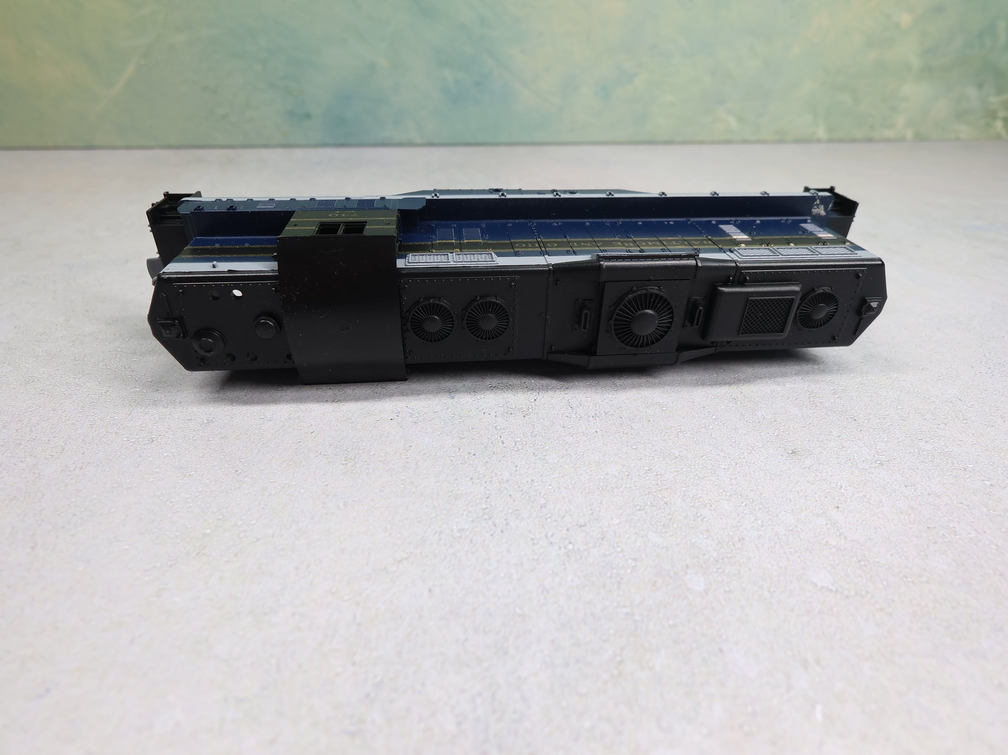 USED Athearn HO Scale GP-9 Diesel Locomotive Baltimore and Ohio #740 Shell w/ Detail Parts