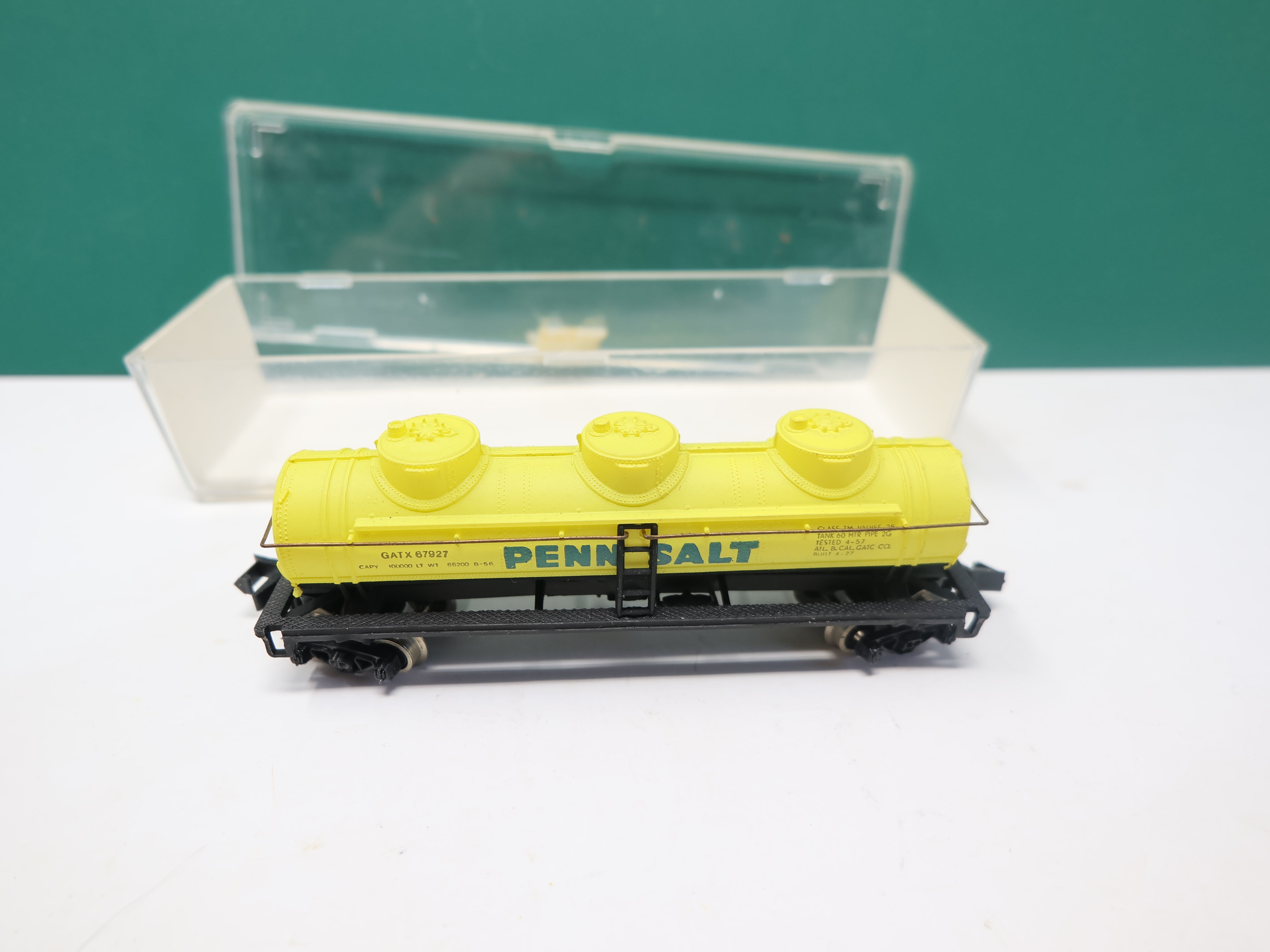 USED Bachmann N Scale, Triple Dome Tank Car, Penn Salt GATX #67927