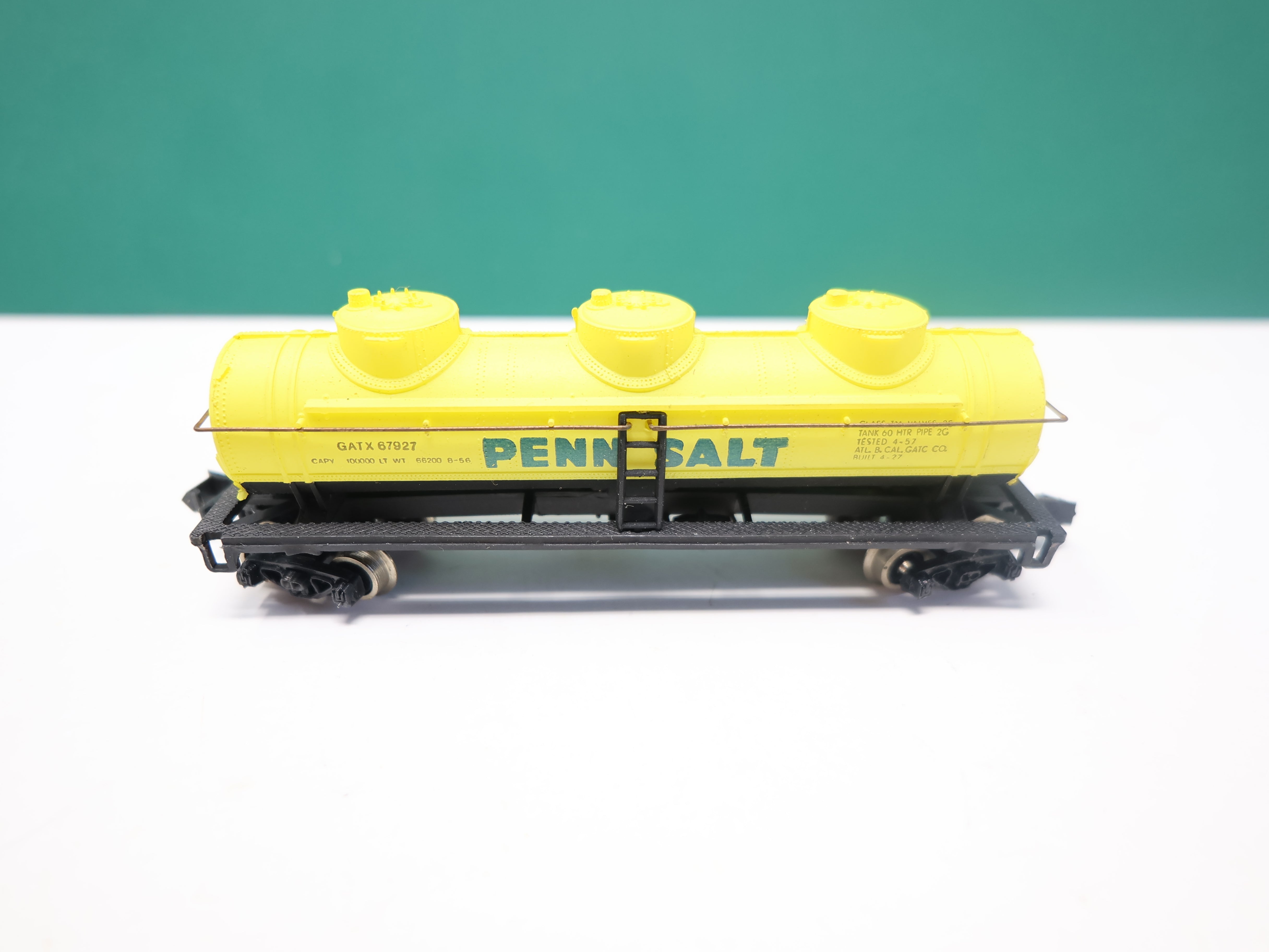 USED Bachmann N Scale, Triple Dome Tank Car, Penn Salt GATX #67927