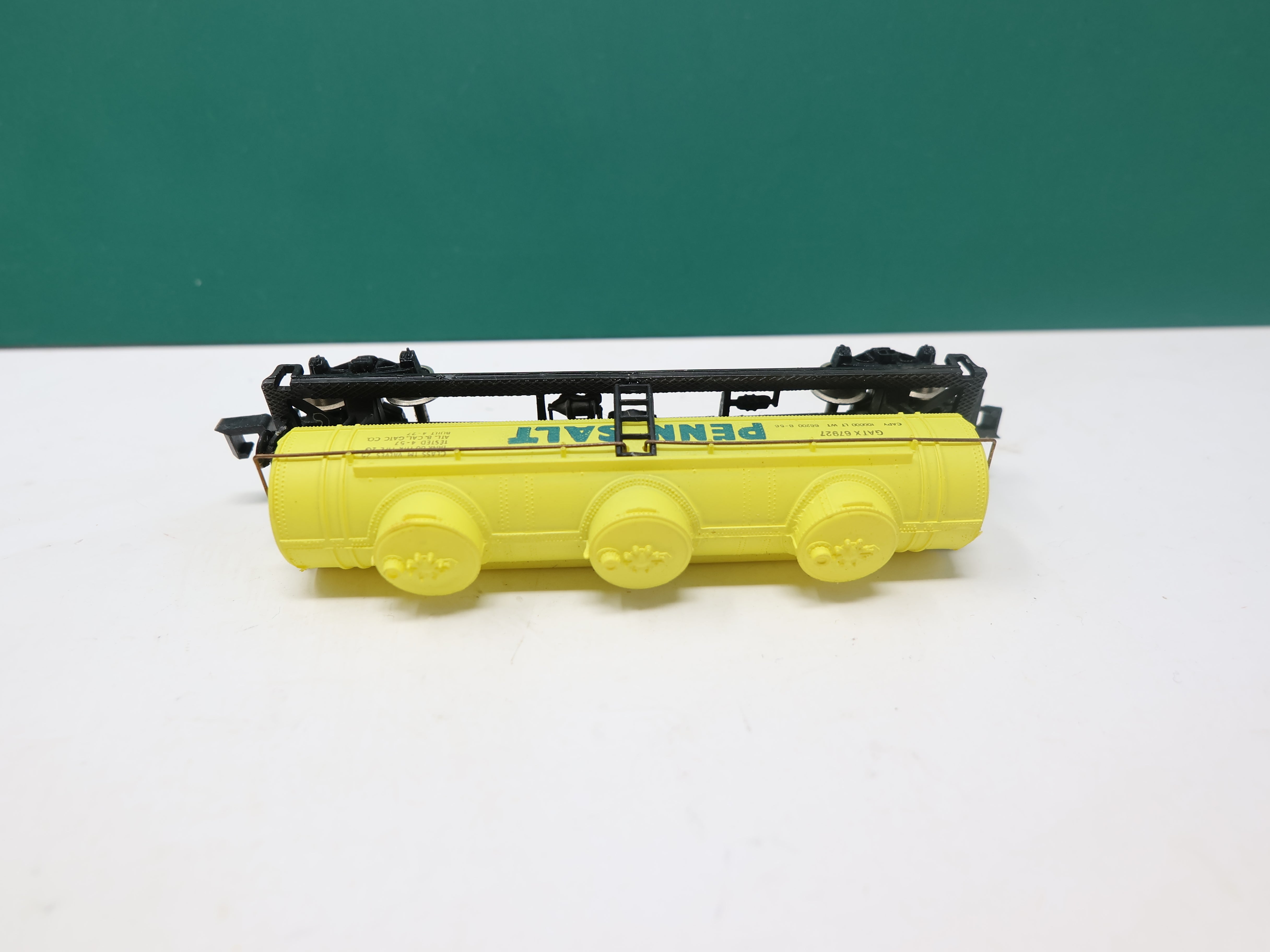 USED Bachmann N Scale, Triple Dome Tank Car, Penn Salt GATX #67927