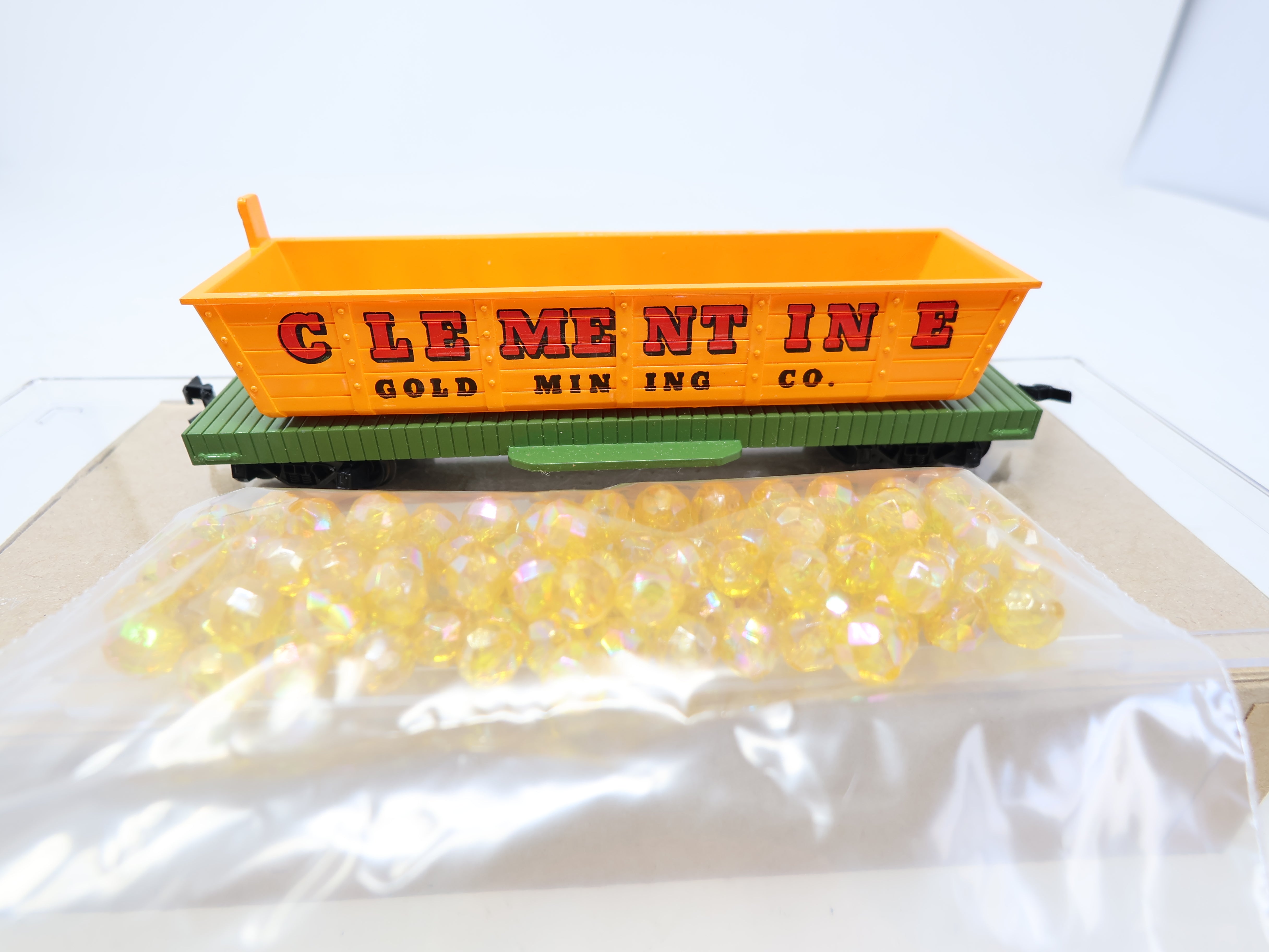 USED Tyco HO Scale, Dump Car, Clementine