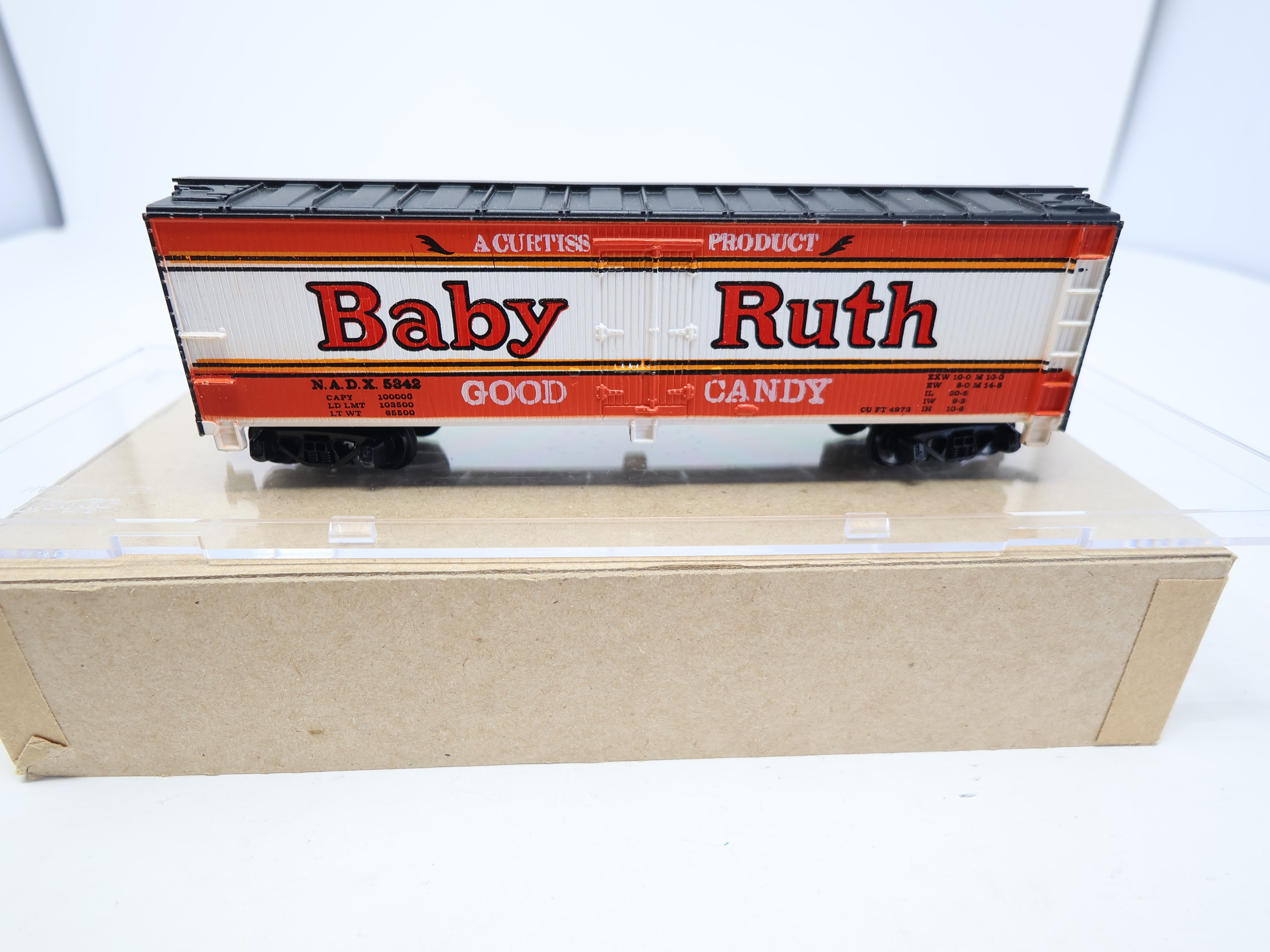 USED Tyco HO Scale, 40' Billboard Reefer, Baby Ruth NADX #5342