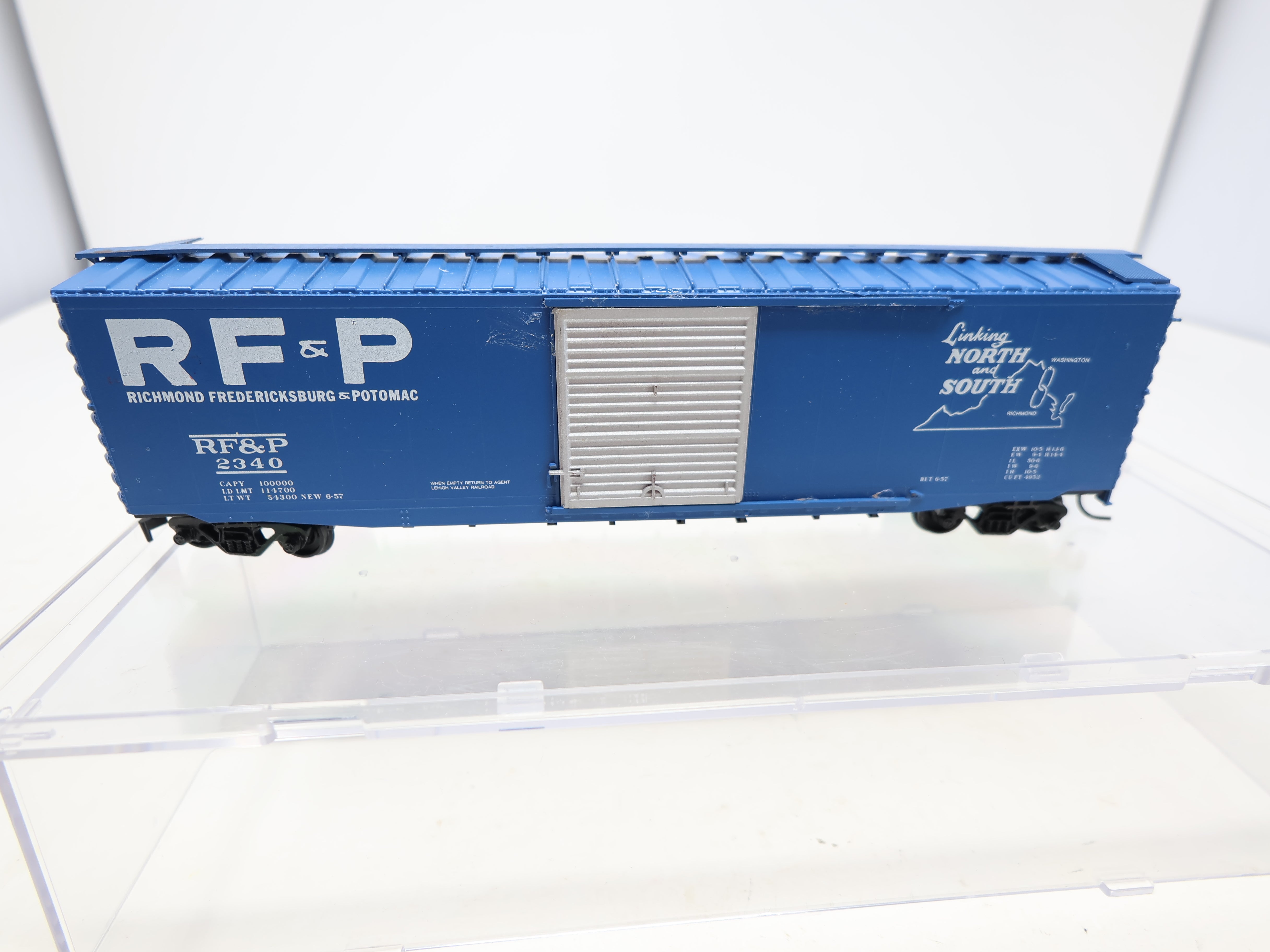 USED HO Scale, 50' Box Car, Richmond, Fredericksburg & Potomac RF&P #2340