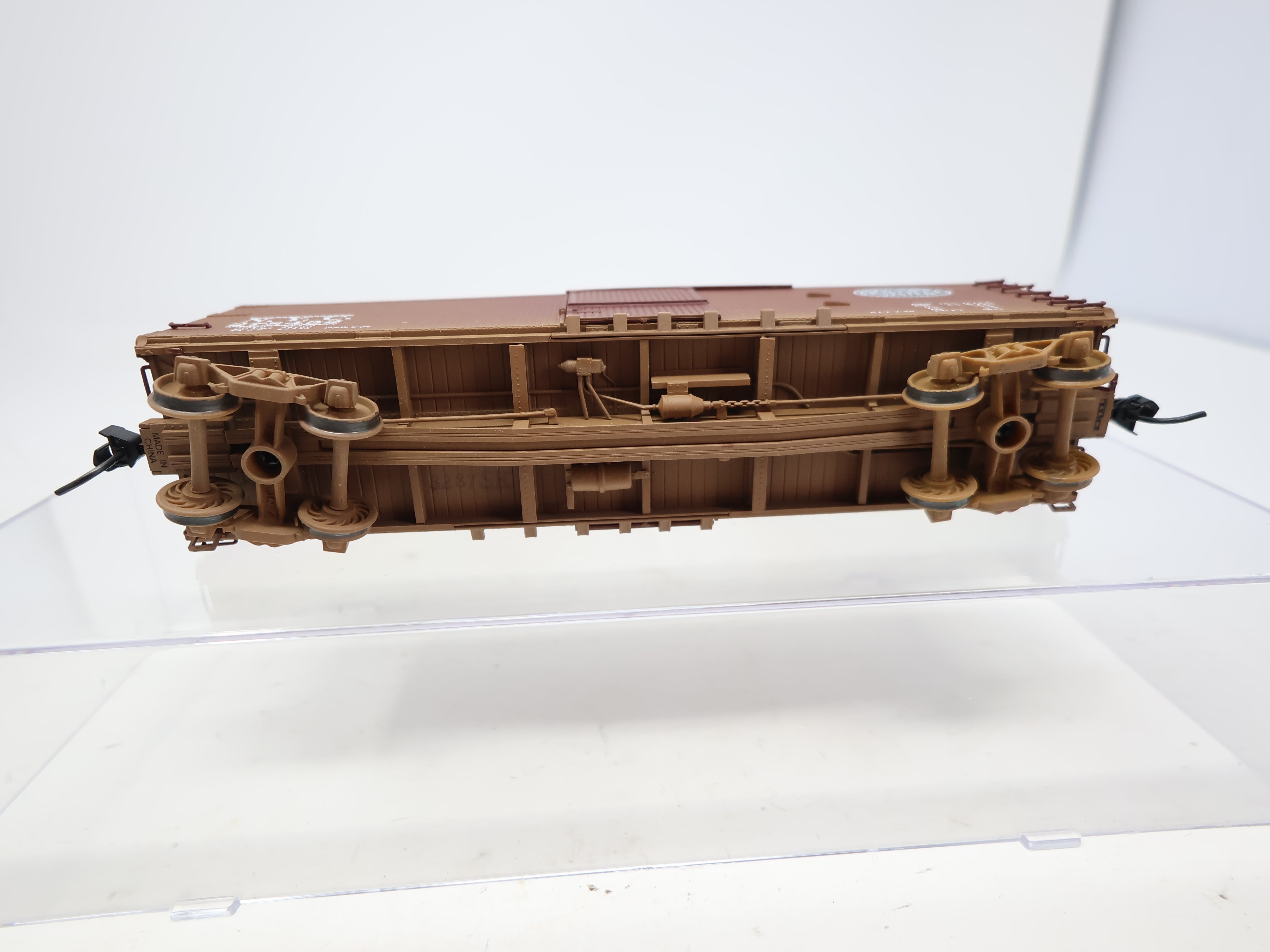 USED ERTL 4988 HO Scale, 50' USRA Double Sheathed Box Car, New York Central NYC #278452, Weathered