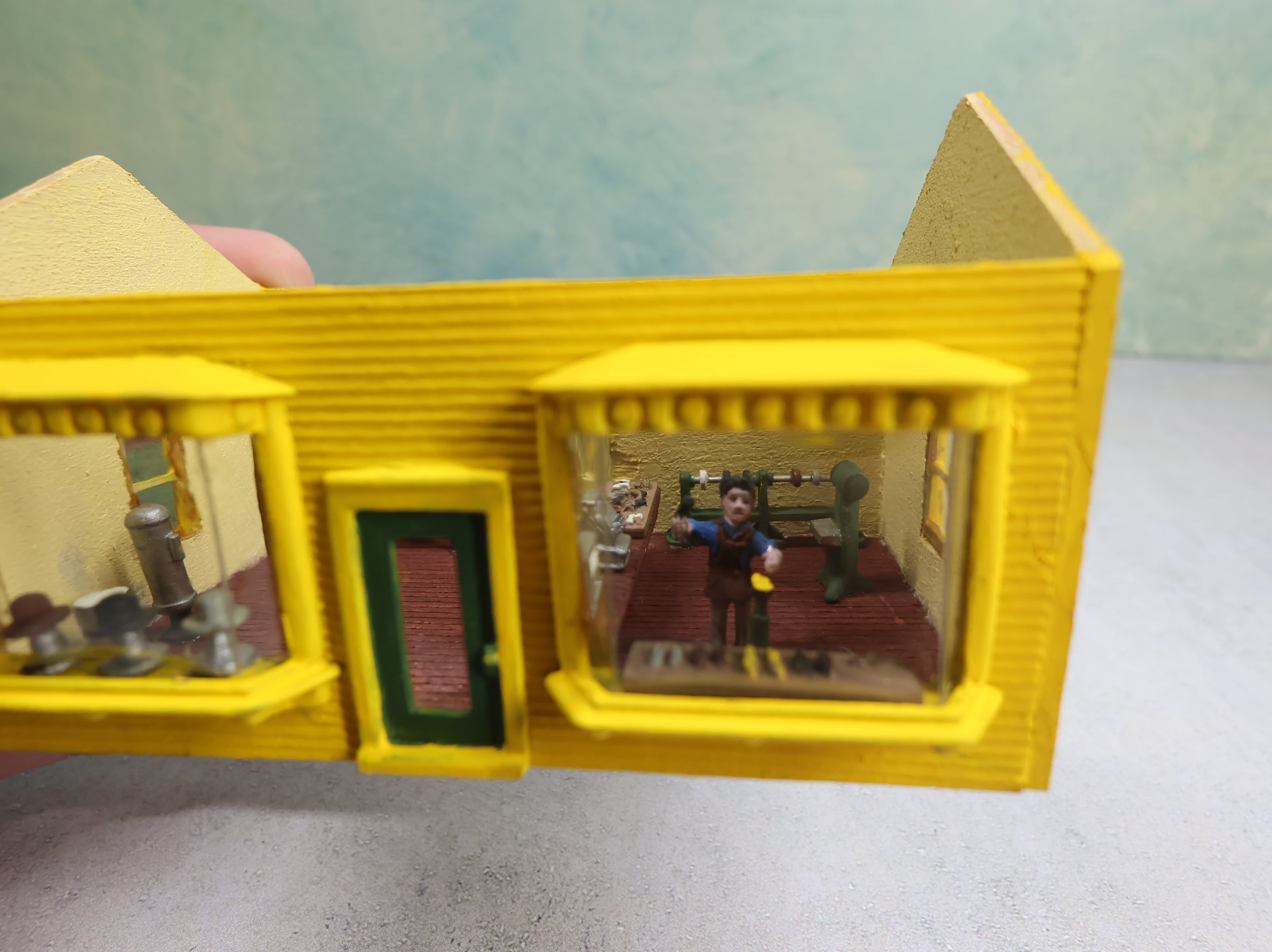 USED HO Scale Custom Made Hat Parlor & Shoe Repair Store