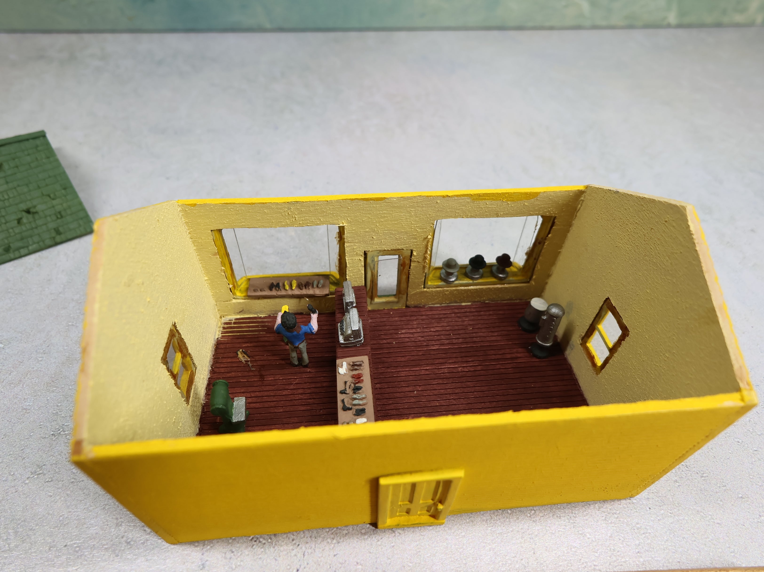 USED HO Scale Custom Made Hat Parlor & Shoe Repair Store