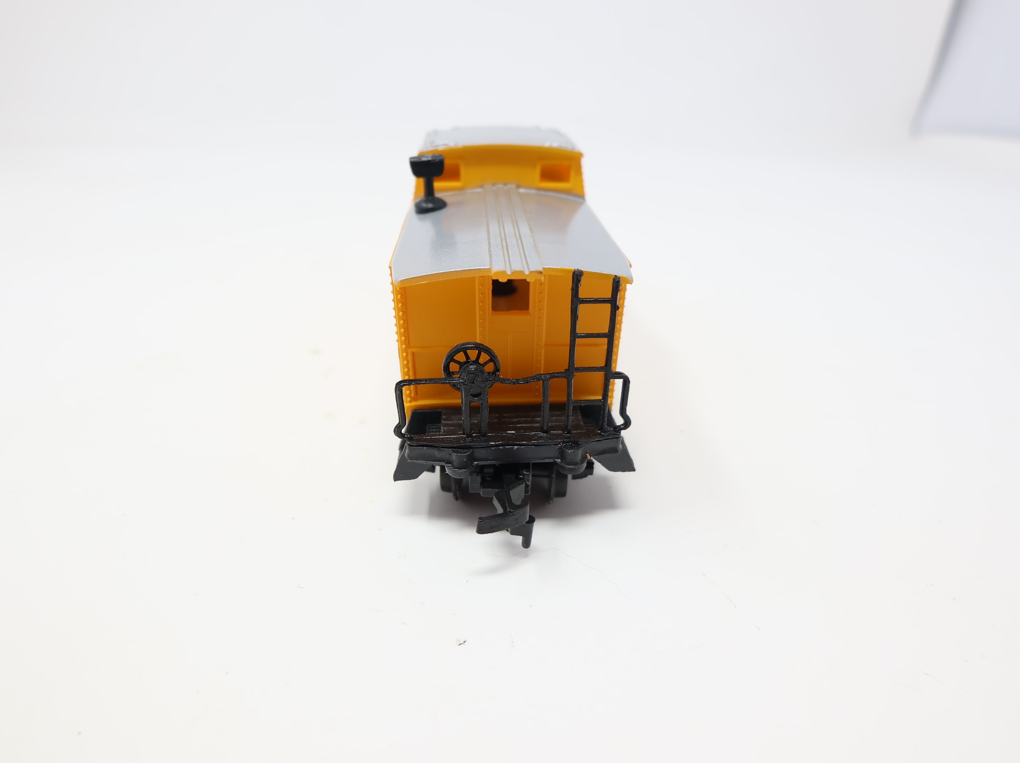 USED Life-Like HO Scale Caboose Union Pacific UP #49940