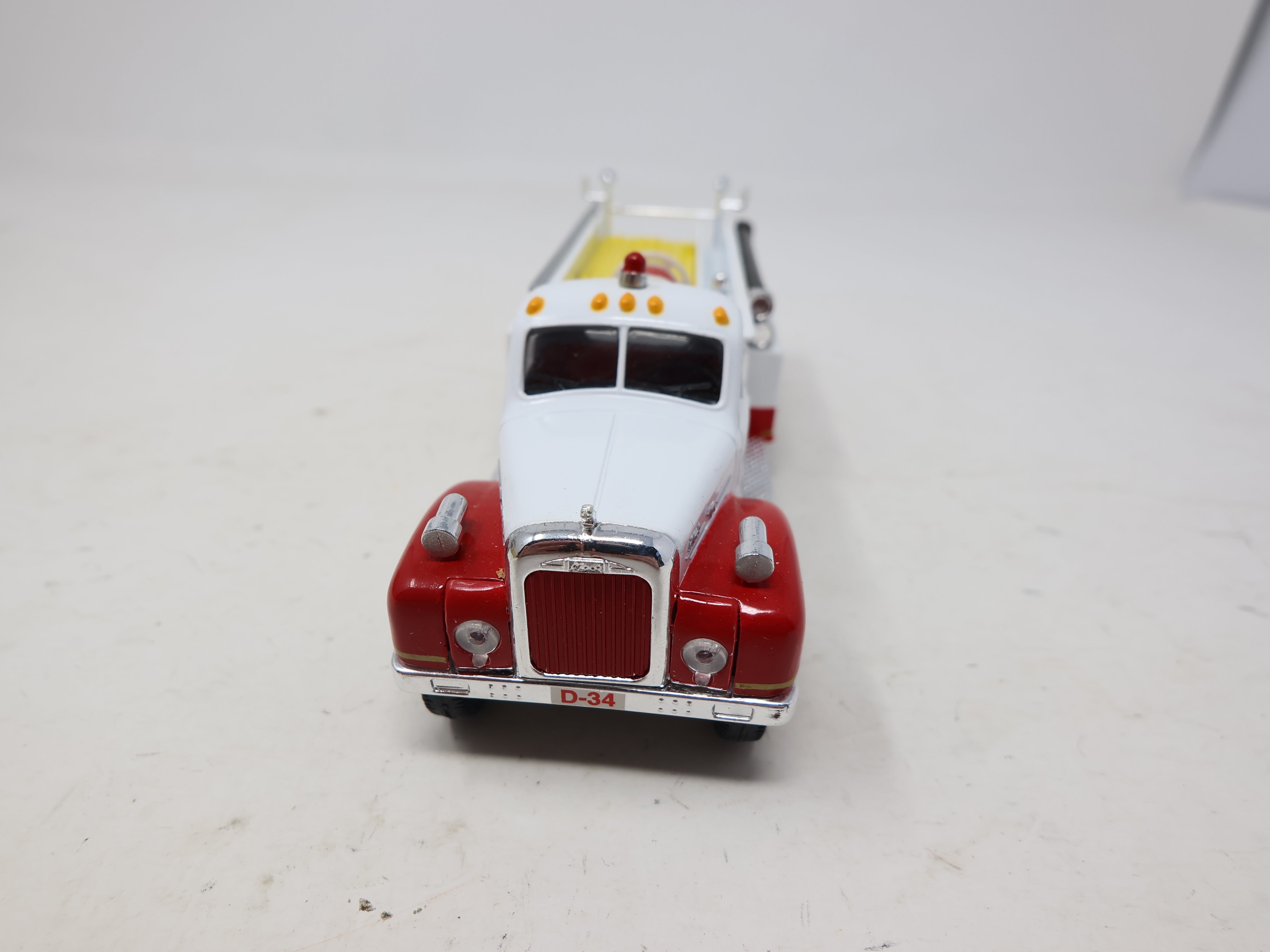 USED Corgi 98486 , Paxtonia Fire CO Mack B Series Fire Truck