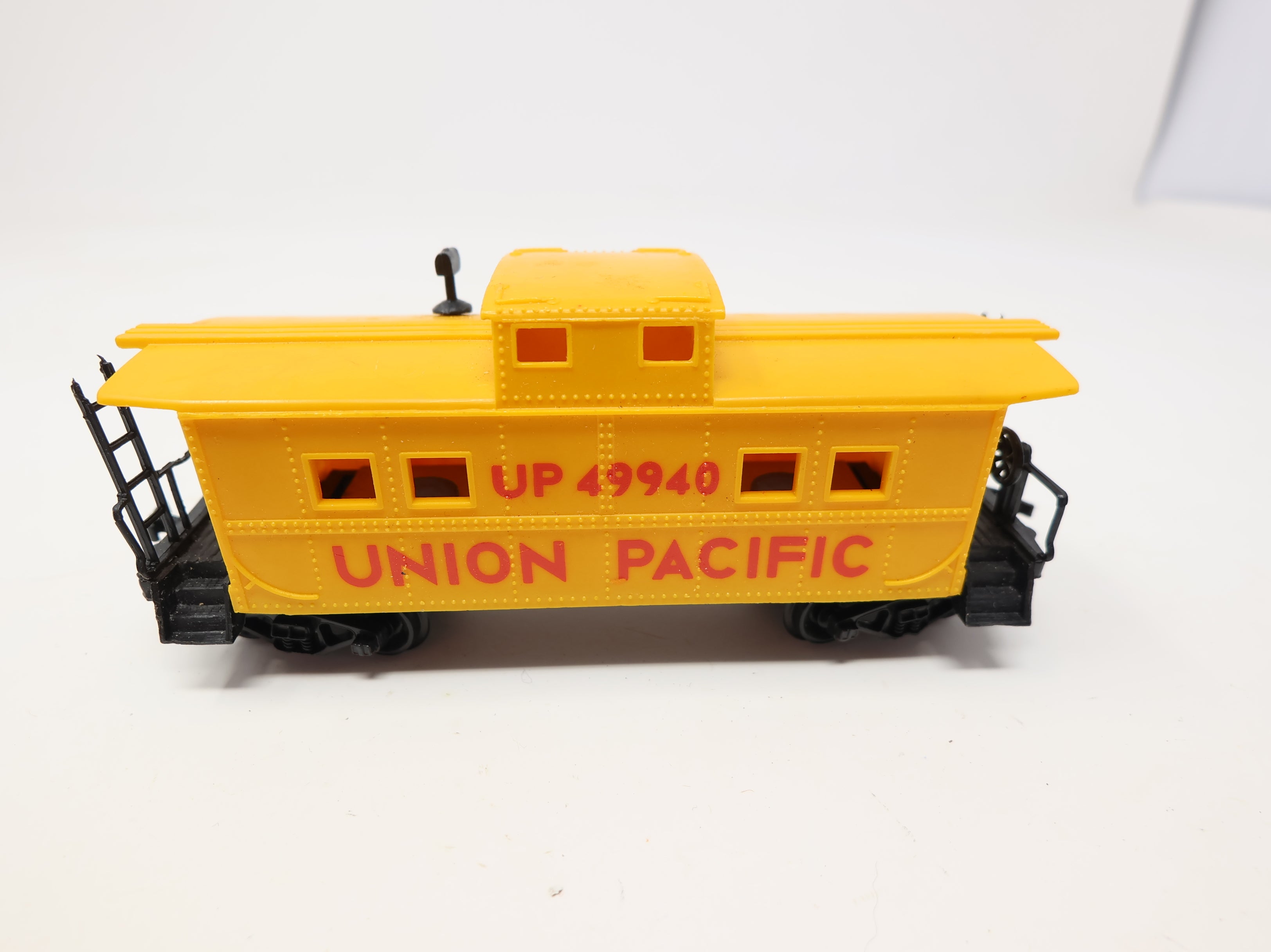 USED Life-Like HO Scale Caboose Union Pacific UP #49940