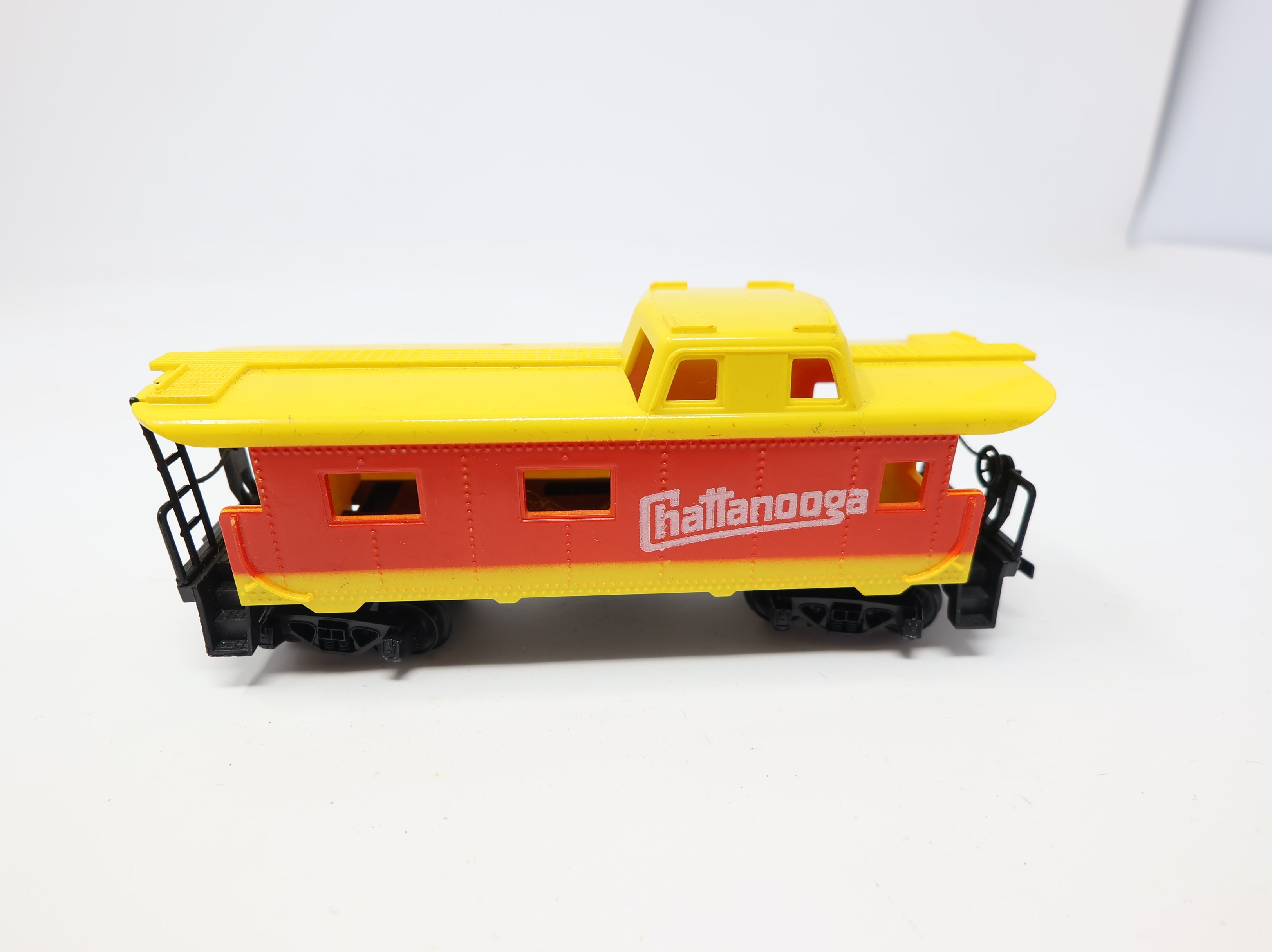 USED Tyco HO Scale Caboose Chattanooga