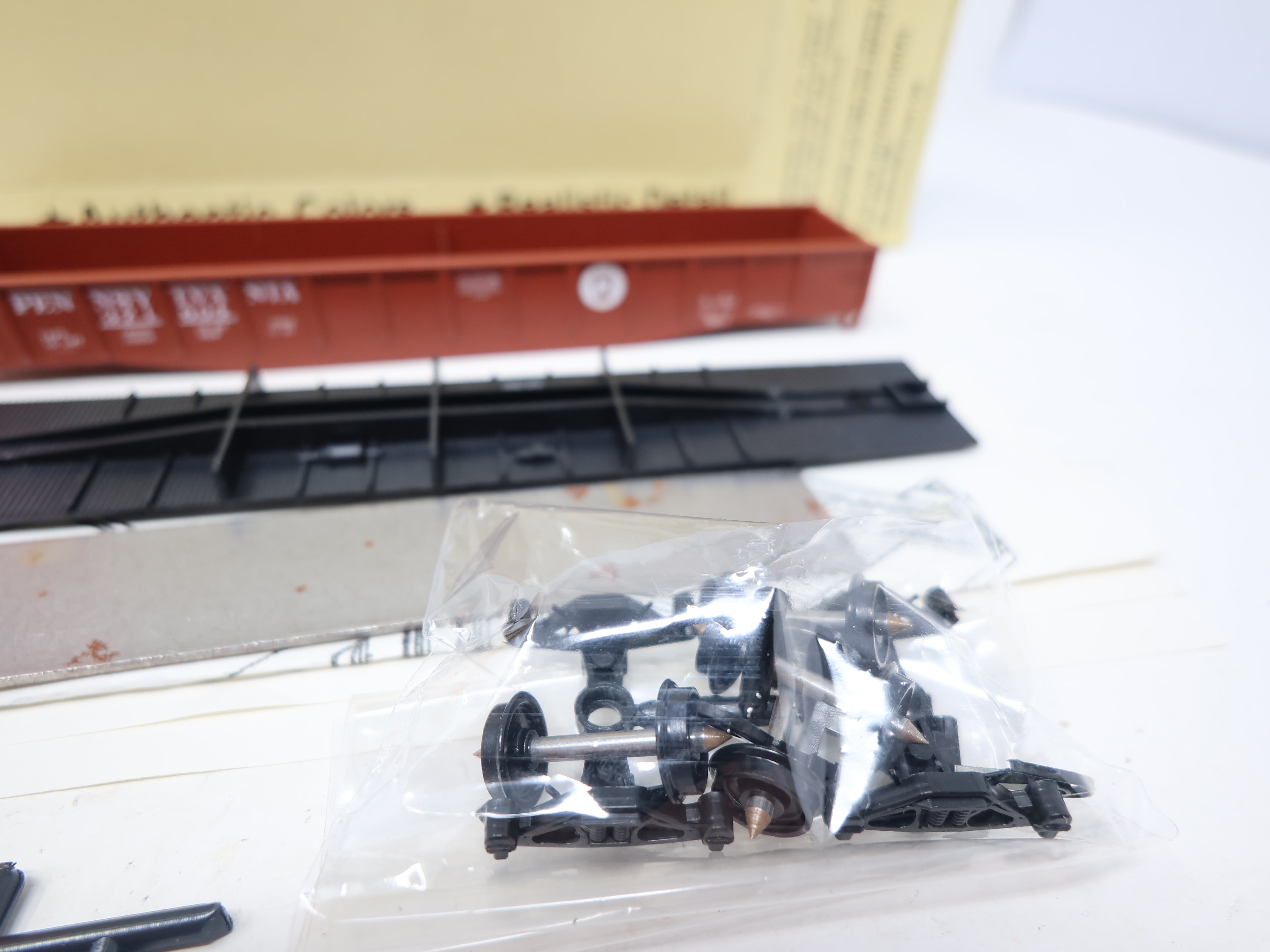 USED Con-Cor HO Scale, 54' Mill Gondola, Pennsylvania PRR #371604 (KIT)