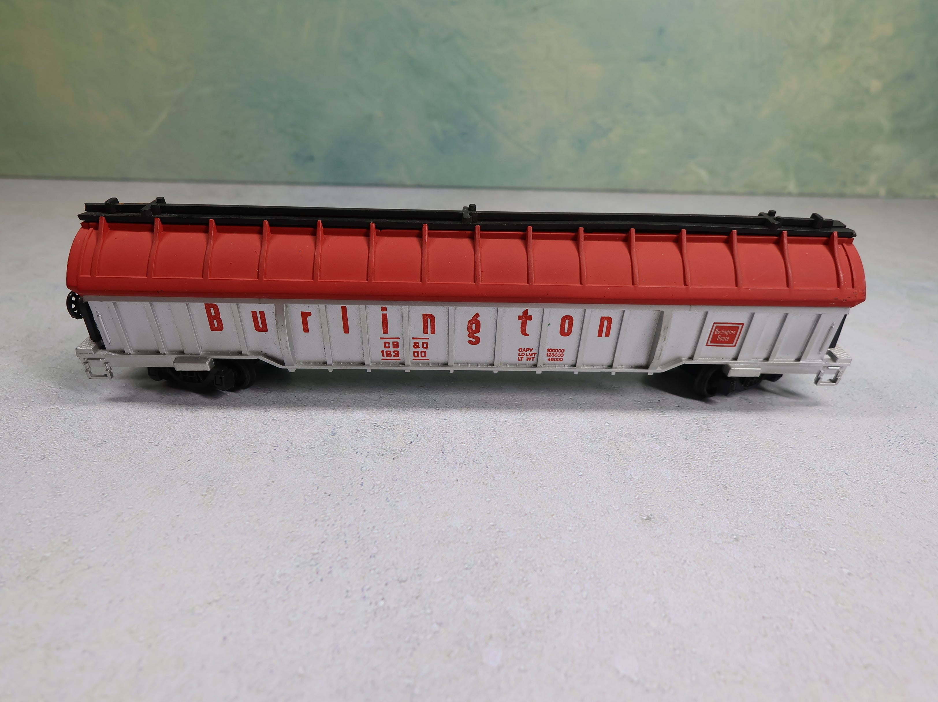 USED AHM HO Scale Coil Car Burlington CB&Q #16300 No Load