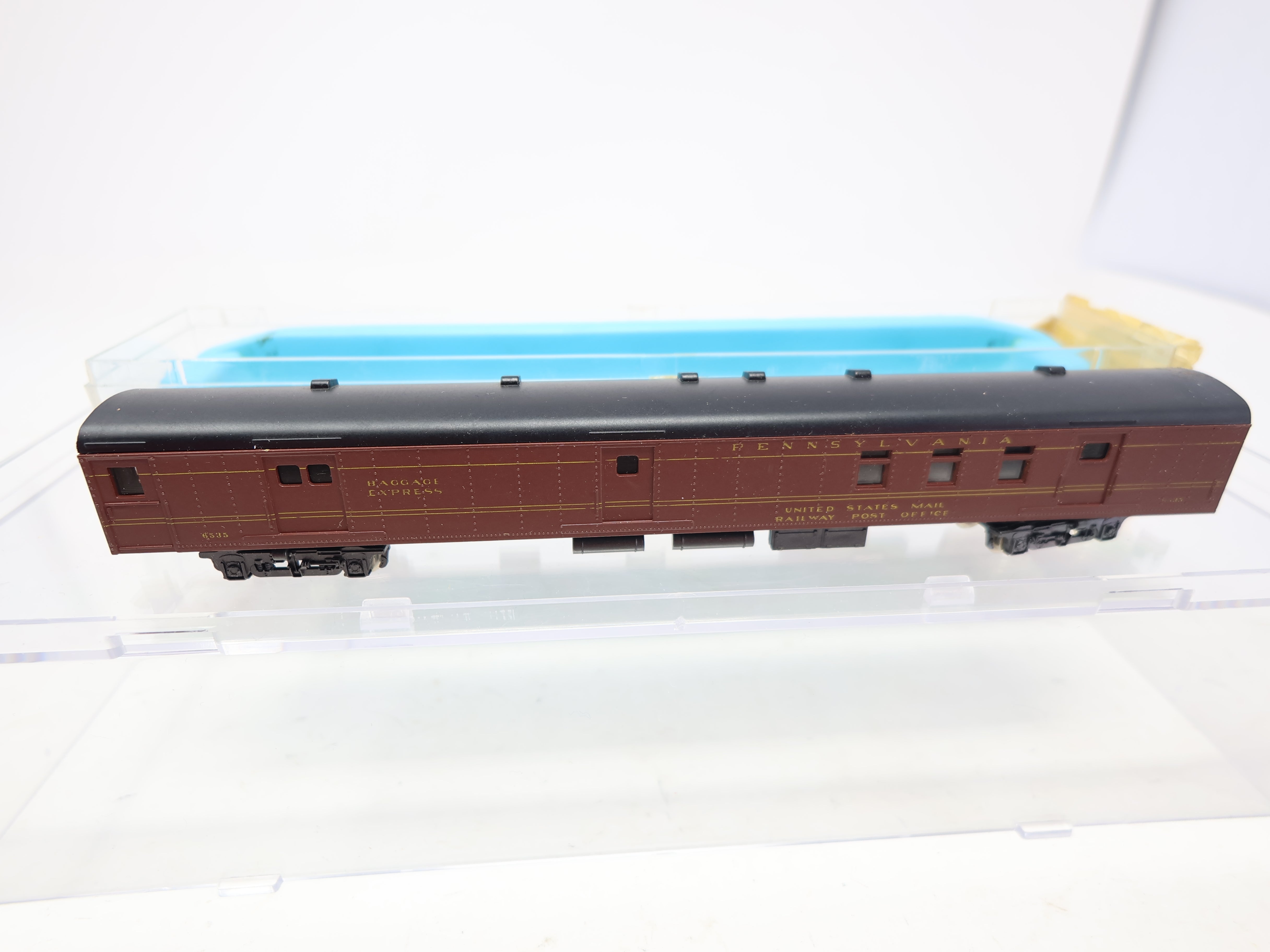 USED Rivarossi 5311 N Scale, Baggage RPO Passenger Car, Pennsylvania #6535